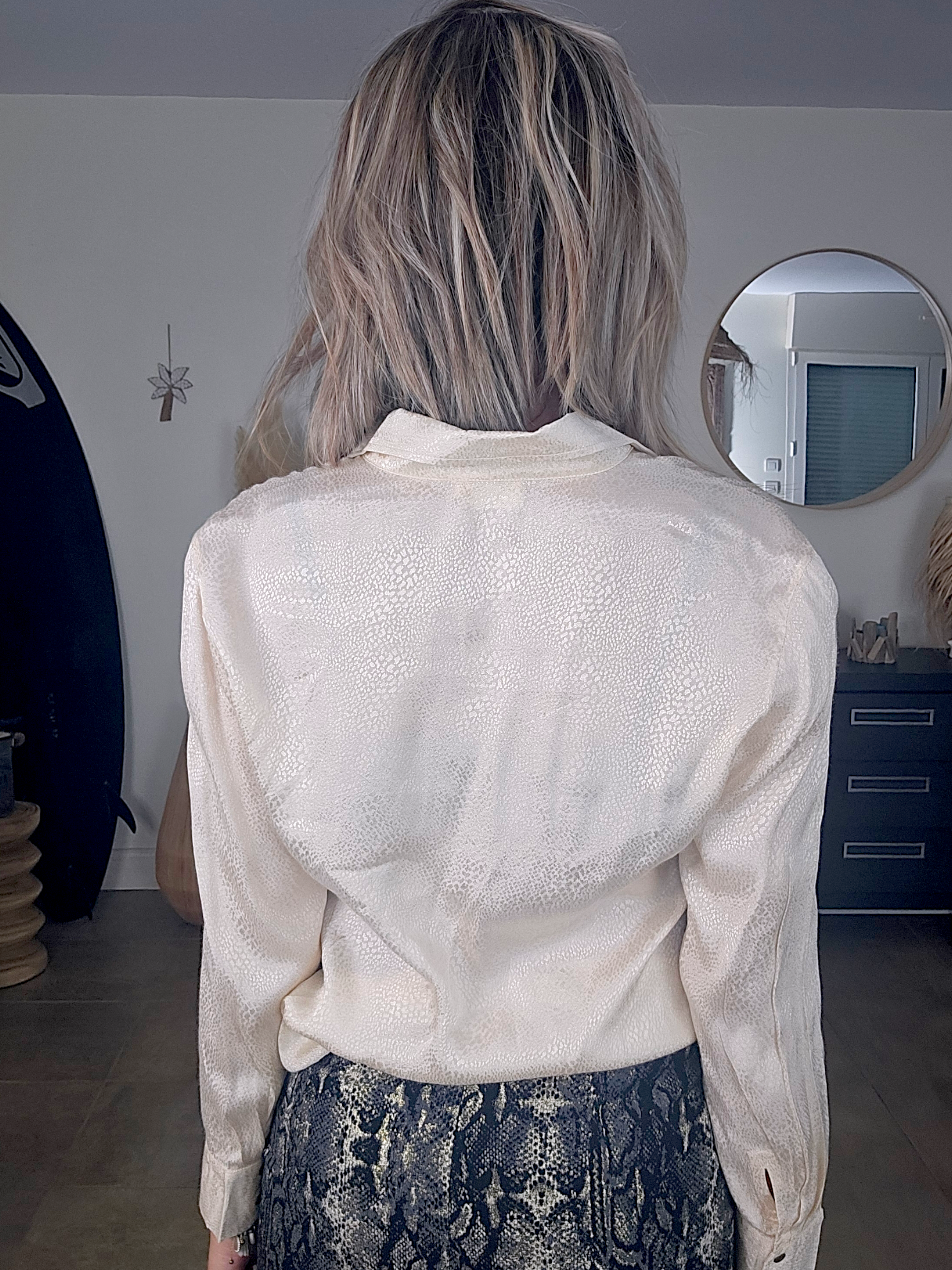 Chemise fluide à imprimé en relief - 𝐌𝐚𝐫𝐢𝐧𝐚𝟒𝟒𝐟𝐚𝐦𝐢𝐥𝐲