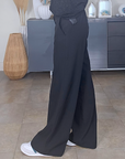 Pantalon noir à jambes larges
