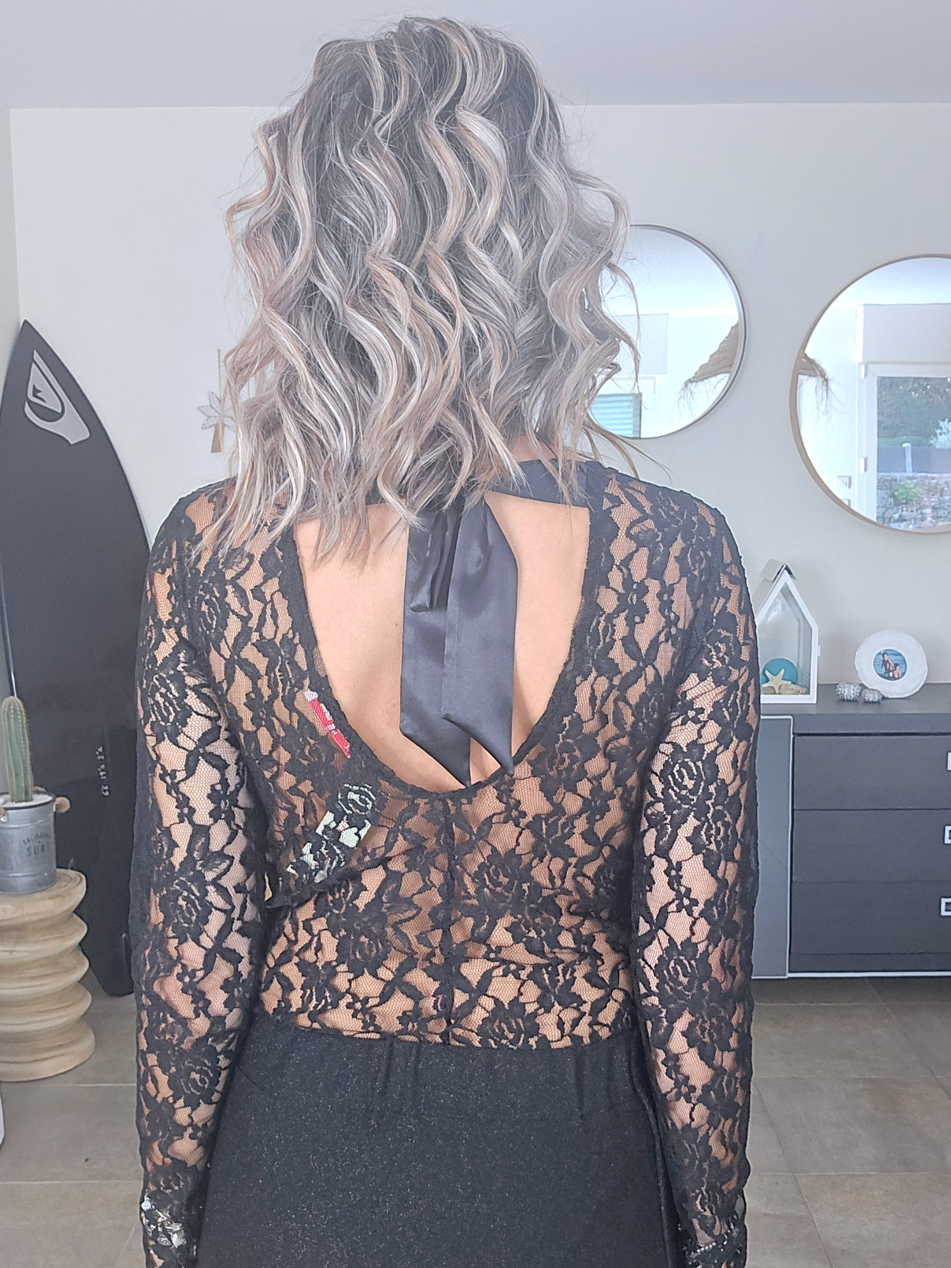 Body noir à dentelle Made in France - 𝐌𝐚𝐫𝐢𝐧𝐚𝟒𝟒𝐟𝐚𝐦𝐢𝐥𝐲