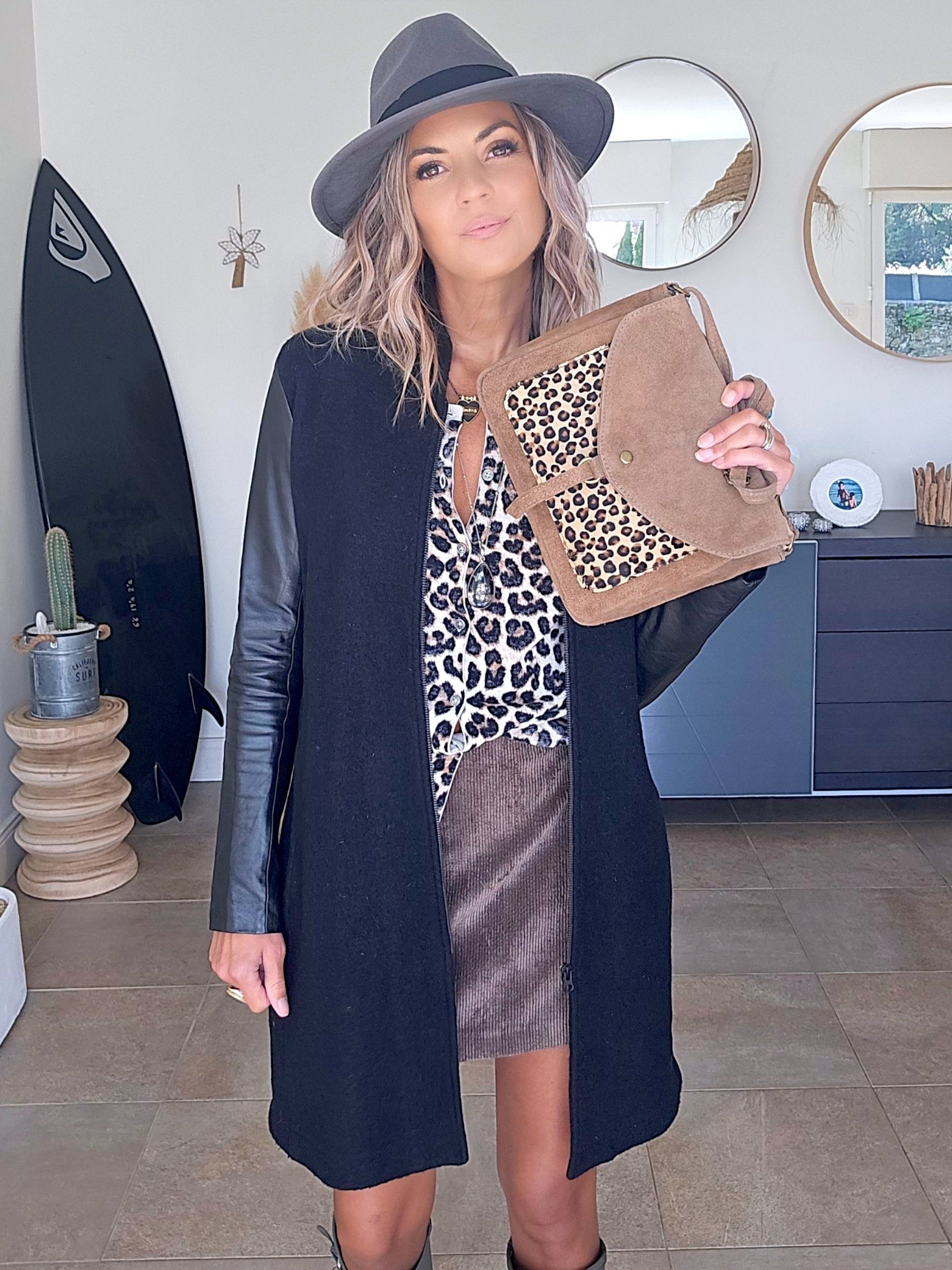 Sac bandoulière taupe 100% cuir