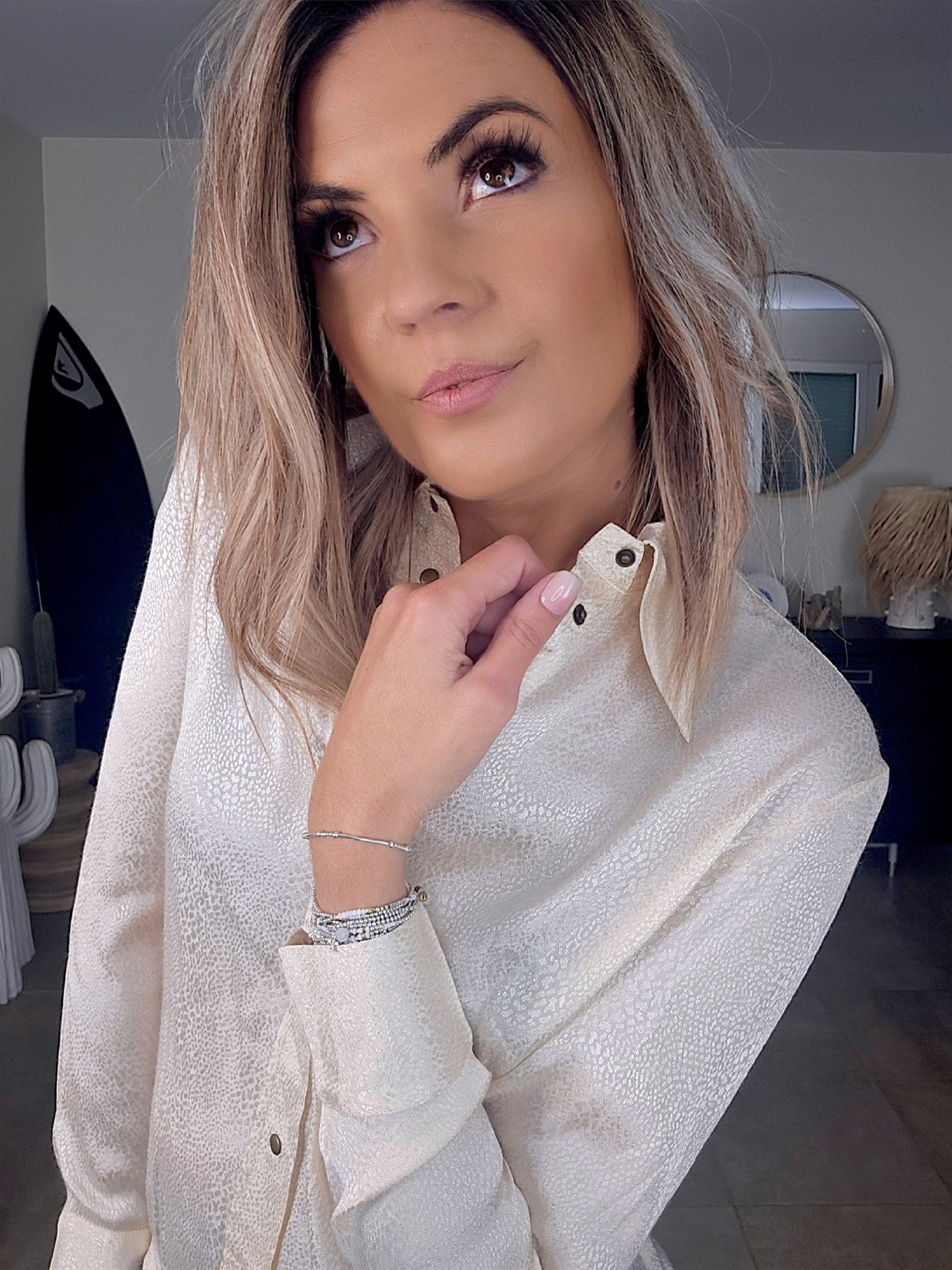 Chemise fluide à imprimé en relief - 𝐌𝐚𝐫𝐢𝐧𝐚𝟒𝟒𝐟𝐚𝐦𝐢𝐥𝐲