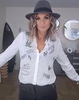 Chemise blanche à perles bijoux