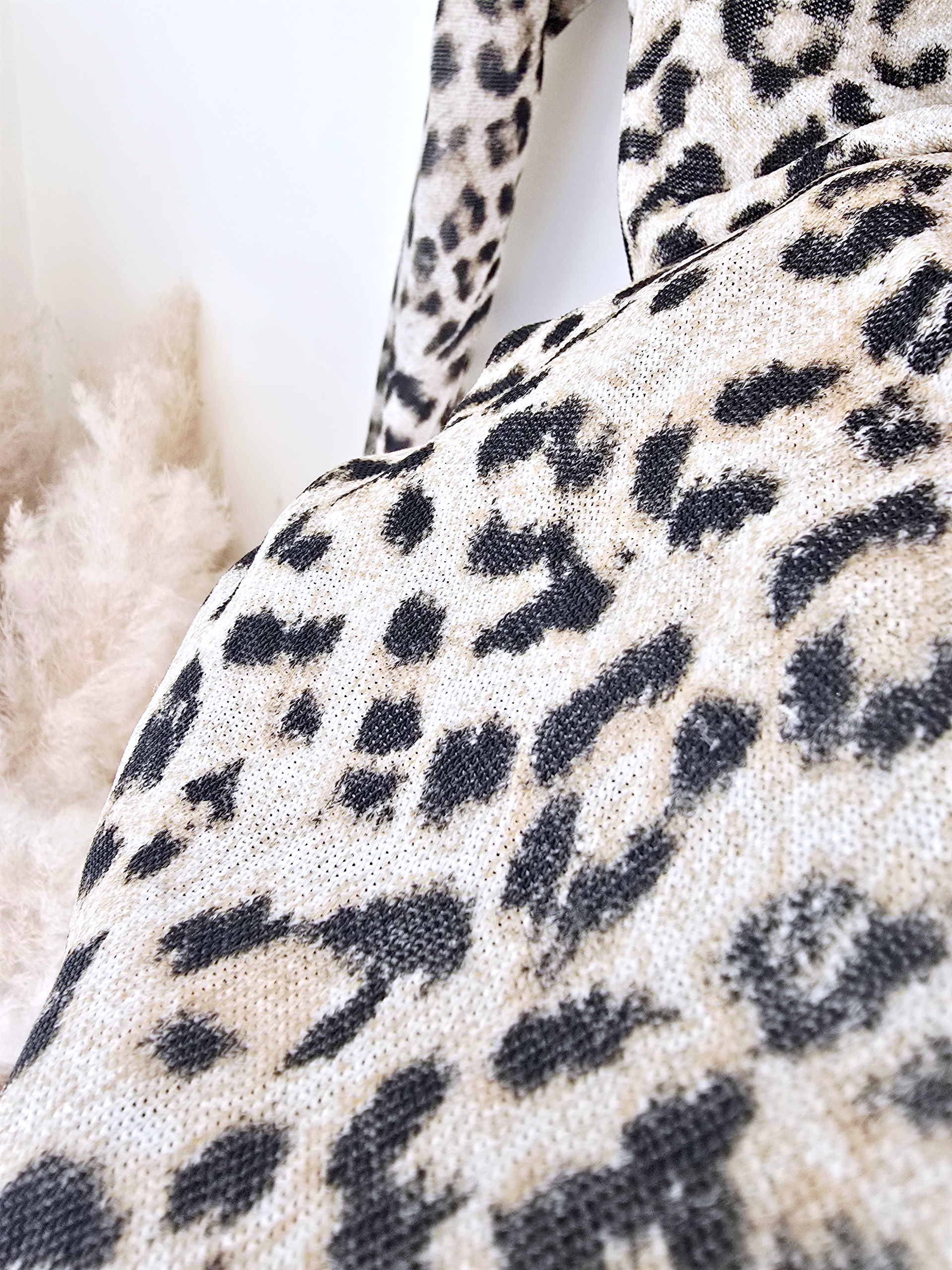 Pull fin à imprimé léopard