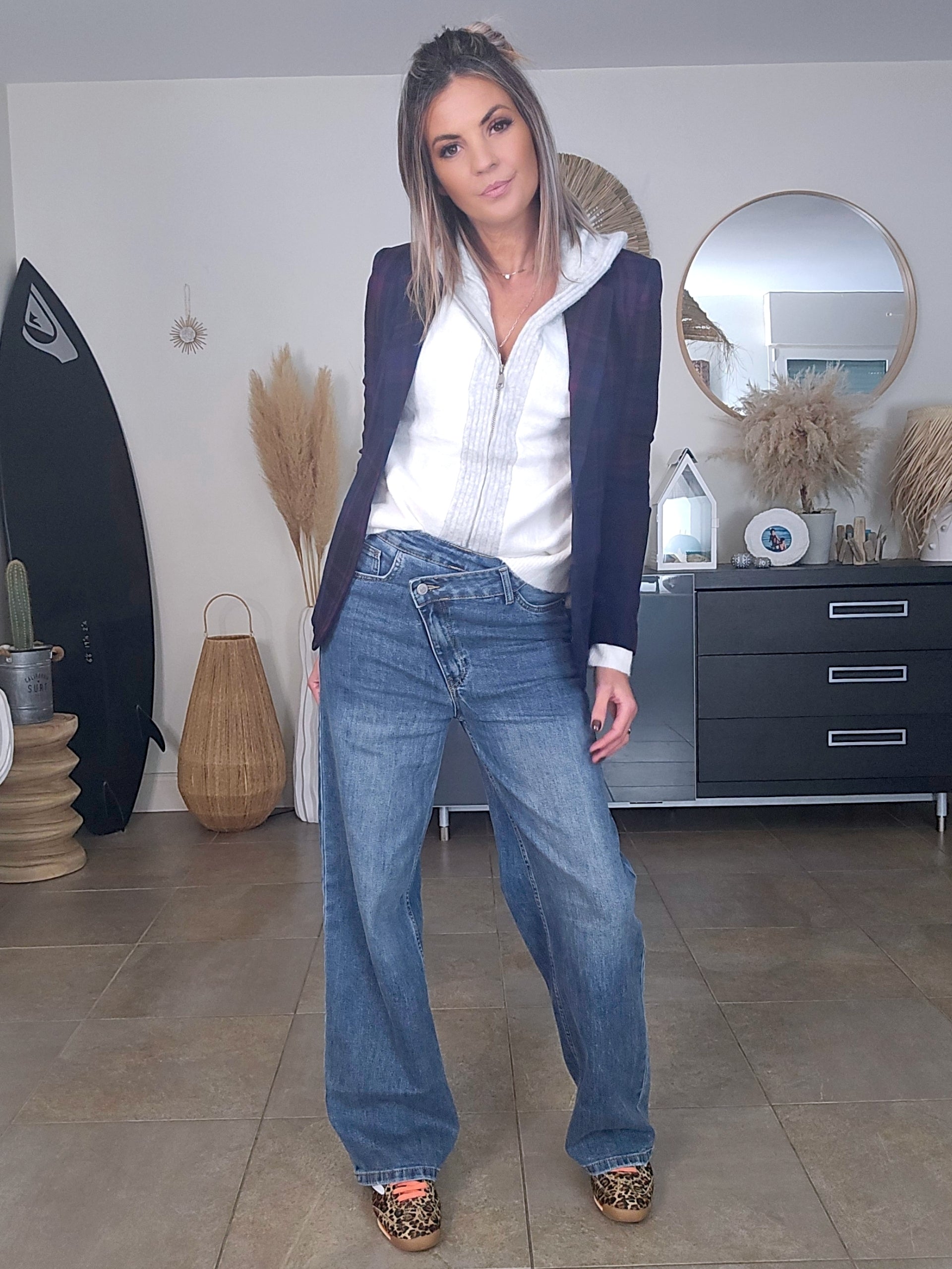 Veste cintrée bleu marine à imprimé à carreaux violet