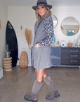 Manteau chevron et léopard gris
