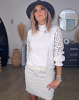 Pull blanc manches ajourées - 𝐌𝐚𝐫𝐢𝐧𝐚𝟒𝟒𝐟𝐚𝐦𝐢𝐥𝐲