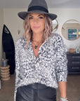 Cardigan léopard noir et blanc