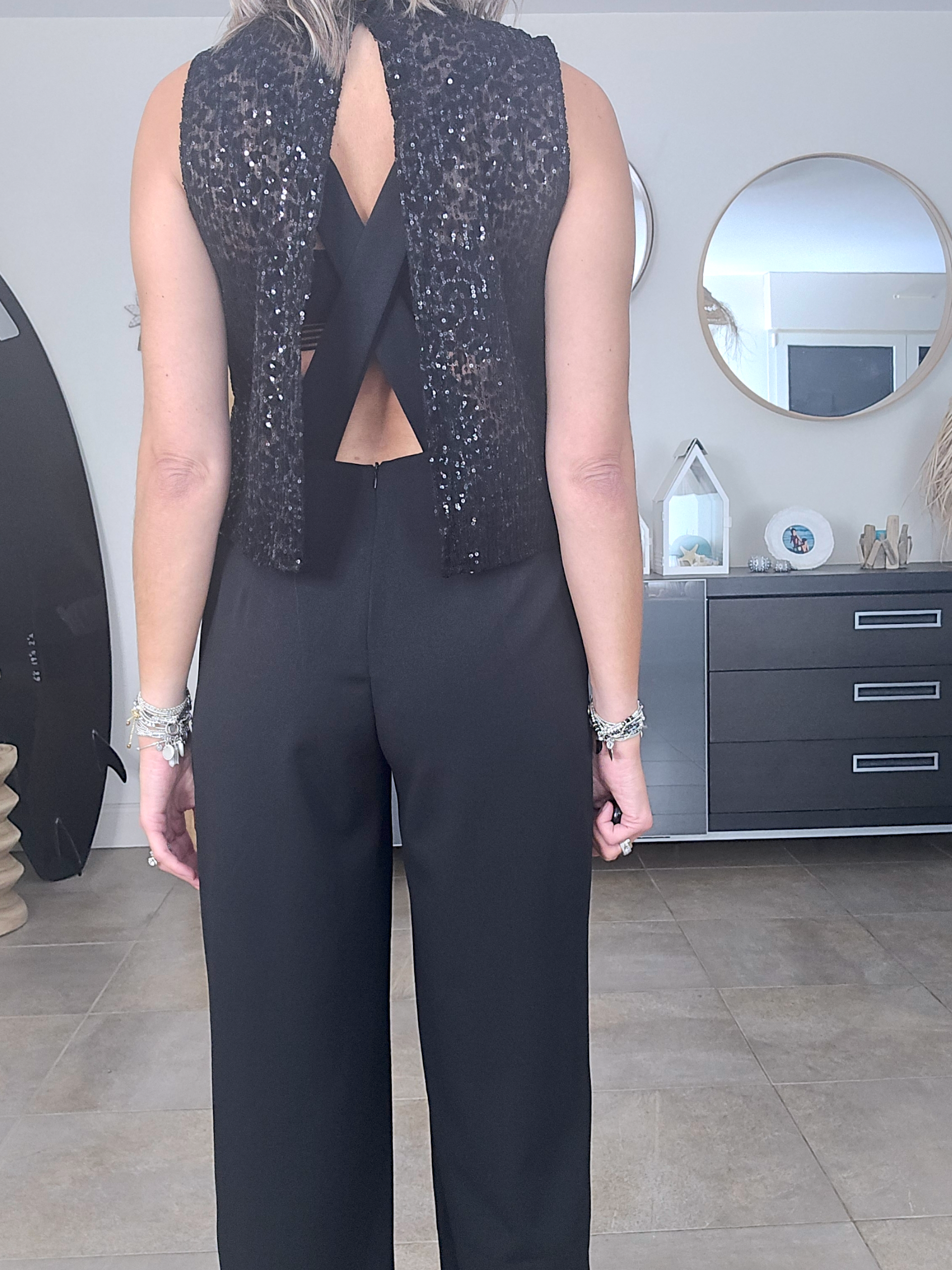Combinaison noire dos ouvert Made in France - 𝐌𝐚𝐫𝐢𝐧𝐚𝟒𝟒𝐟𝐚𝐦𝐢𝐥𝐲