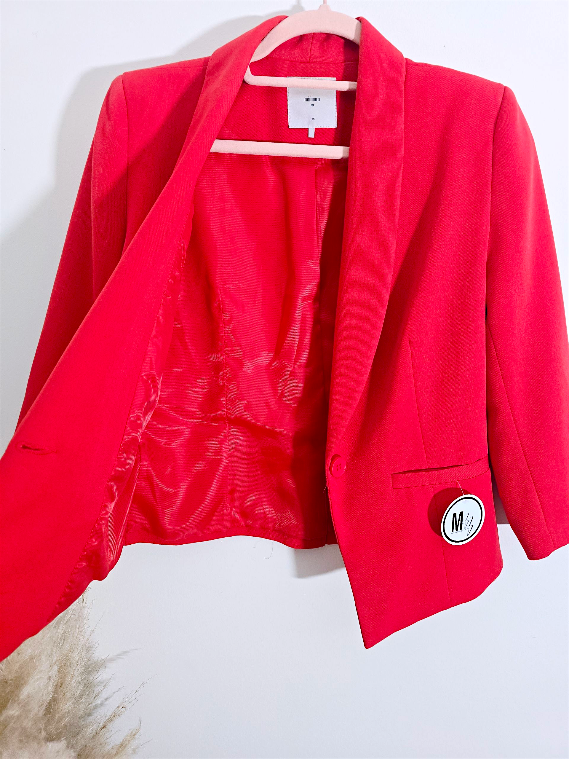 Veste cintrée rouge