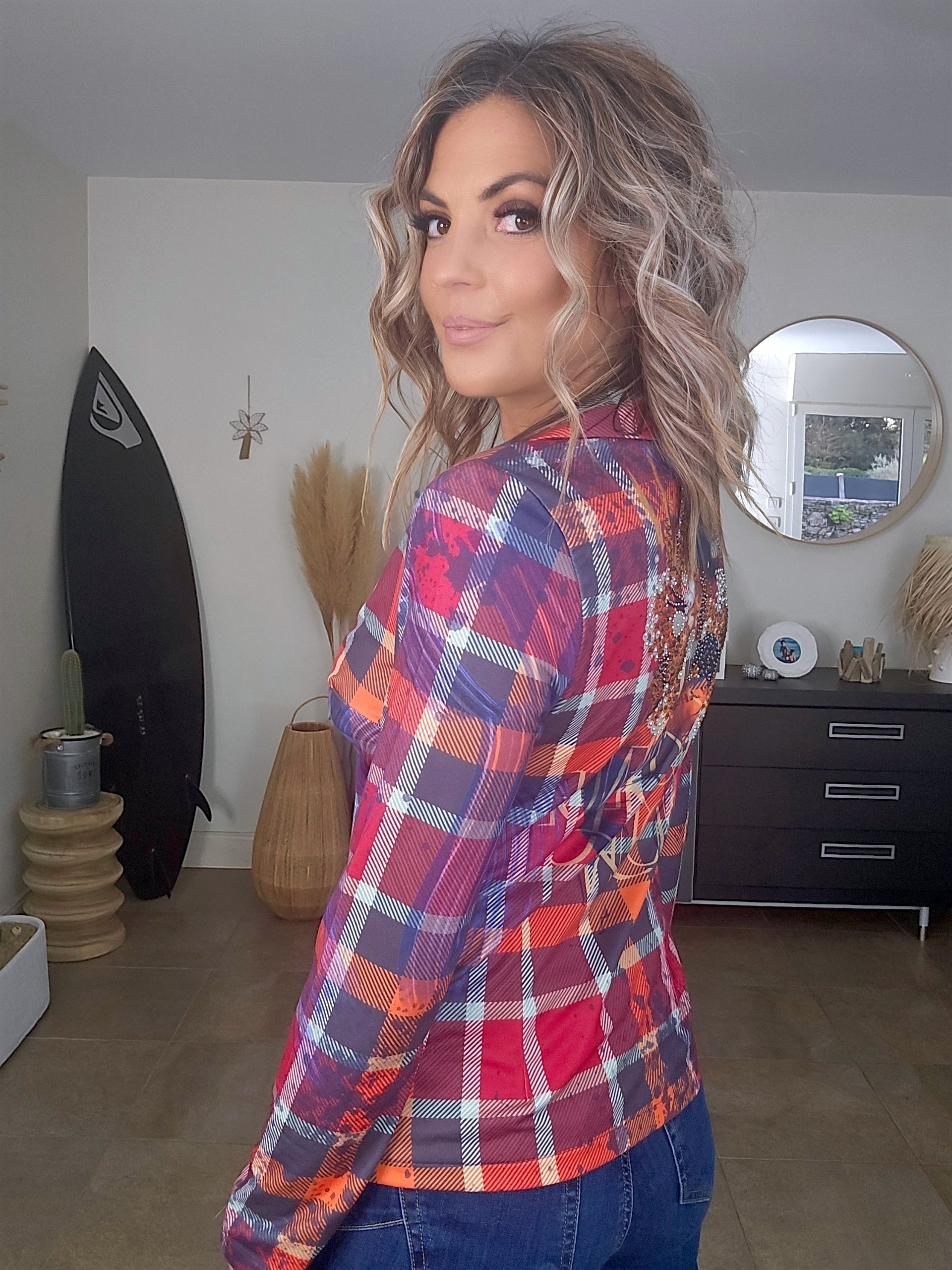 Veste cintrée à carreaux et strass - 𝐌𝐚𝐫𝐢𝐧𝐚𝟒𝟒𝐟𝐚𝐦𝐢𝐥𝐲
