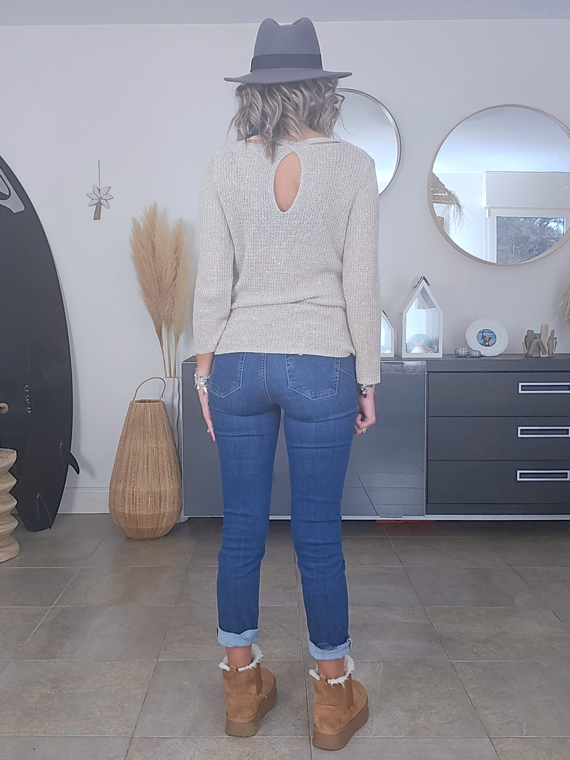 Pull ajouré argenté - 𝐌𝐚𝐫𝐢𝐧𝐚𝟒𝟒𝐟𝐚𝐦𝐢𝐥𝐲