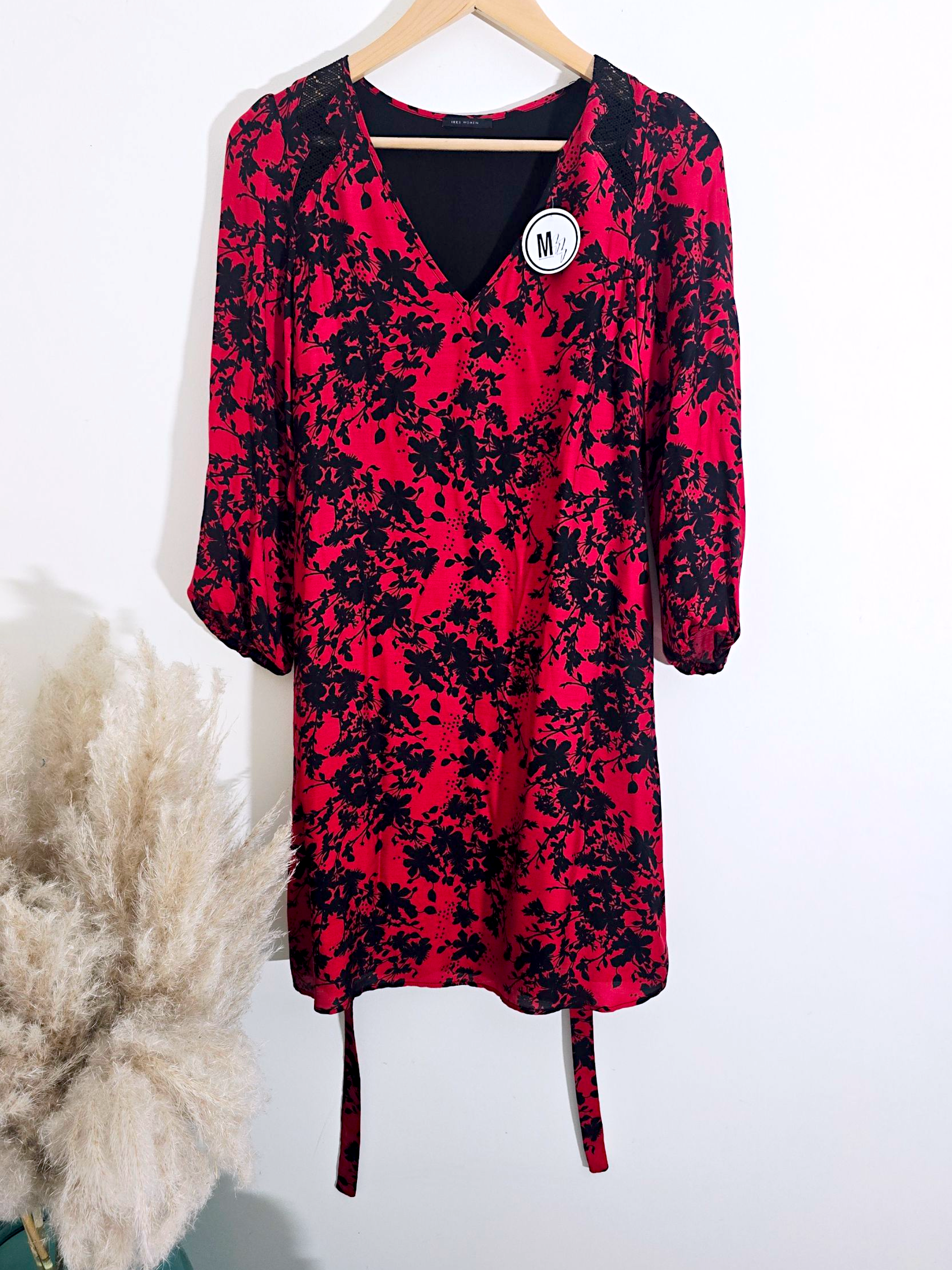Robe rouge rock-chic