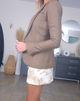 Veste chic beige foncé avec empiècements cuir
