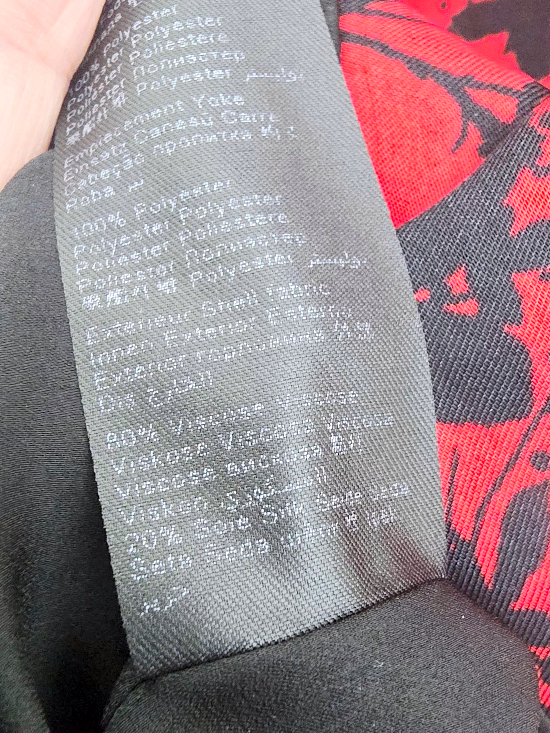 Robe rouge rock-chic