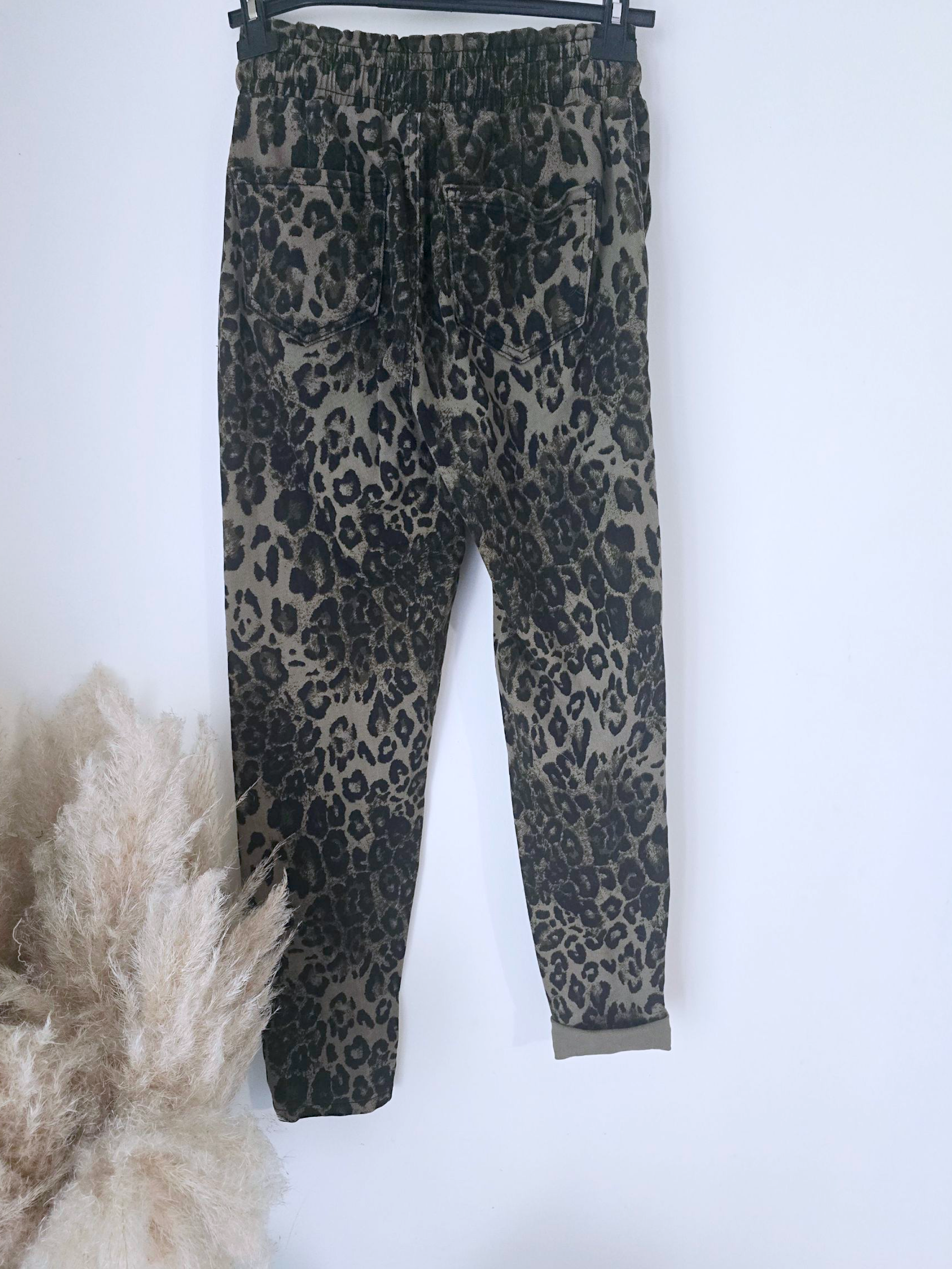 Pantalon jeeging léopard kaki