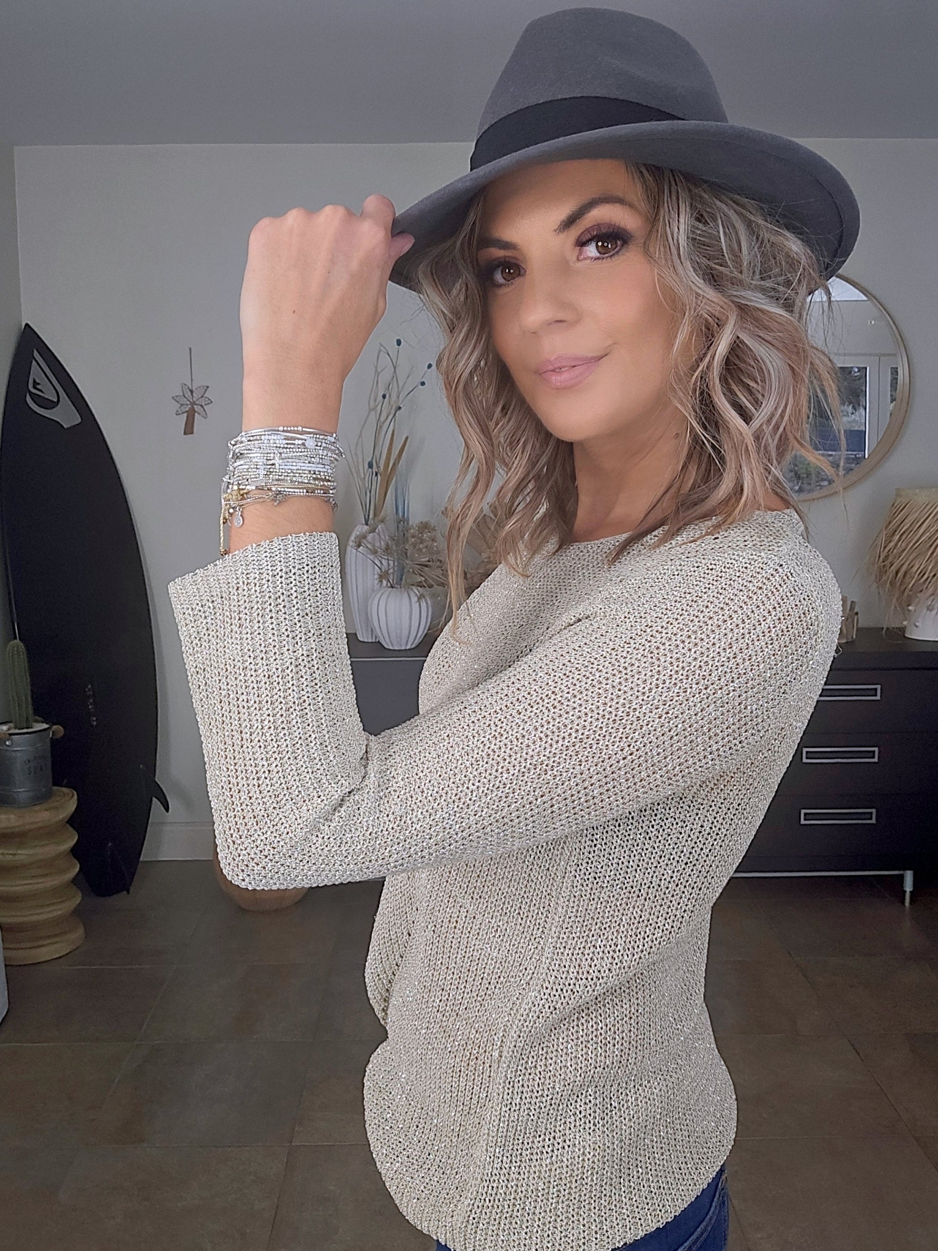 Pull ajouré argenté - 𝐌𝐚𝐫𝐢𝐧𝐚𝟒𝟒𝐟𝐚𝐦𝐢𝐥𝐲