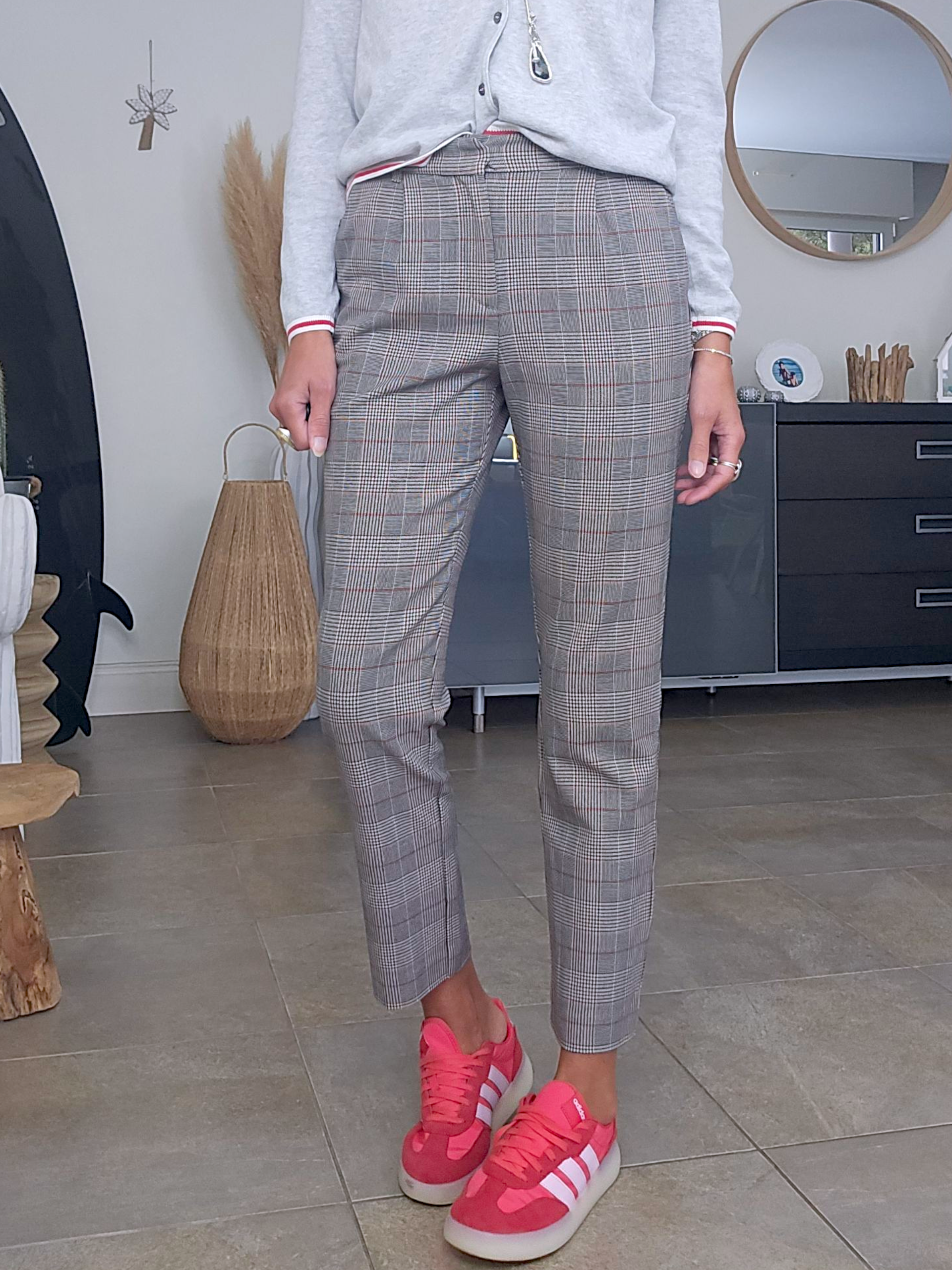 Pantalon chic à carreaux