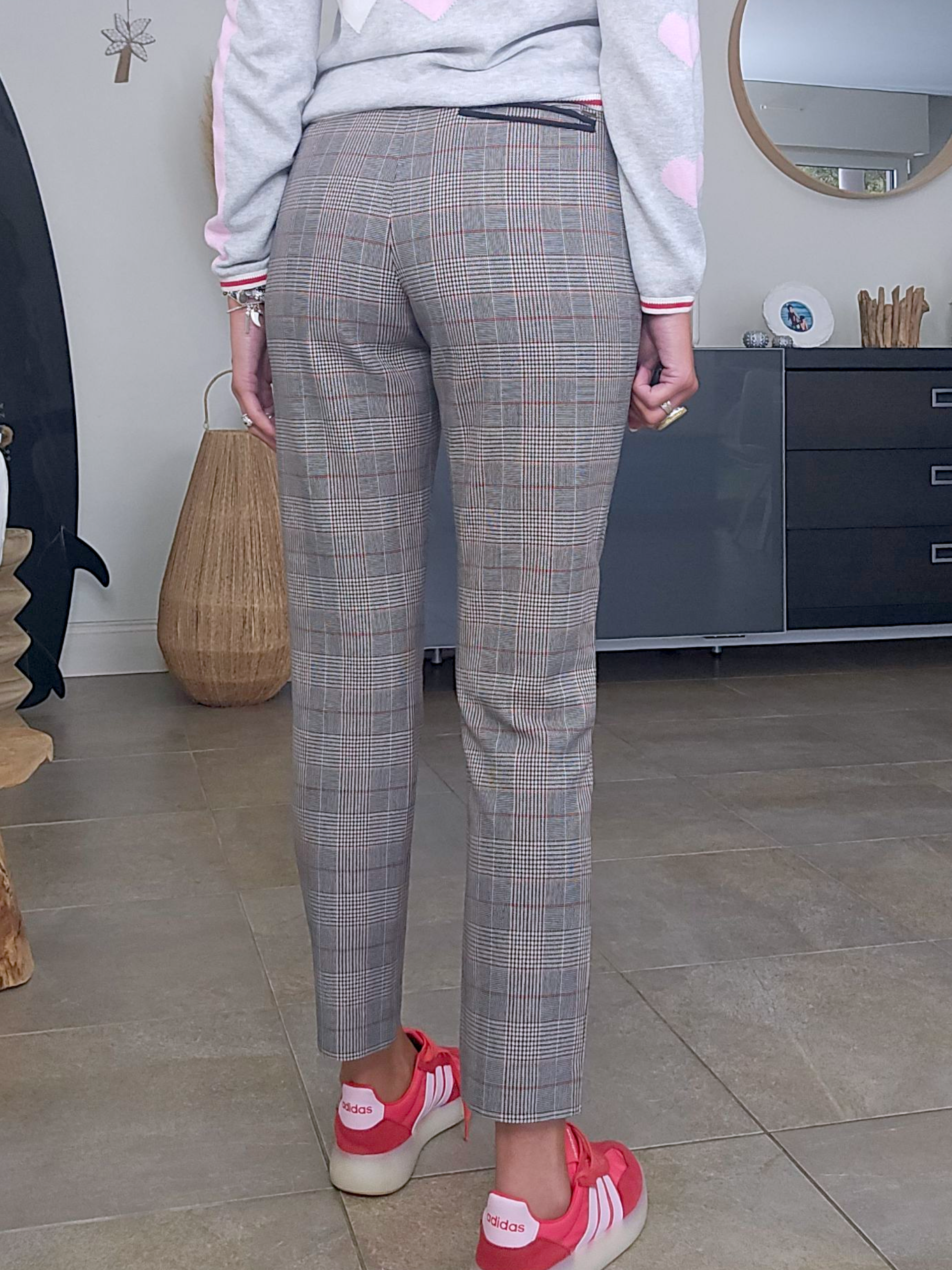 Pantalon chic à carreaux