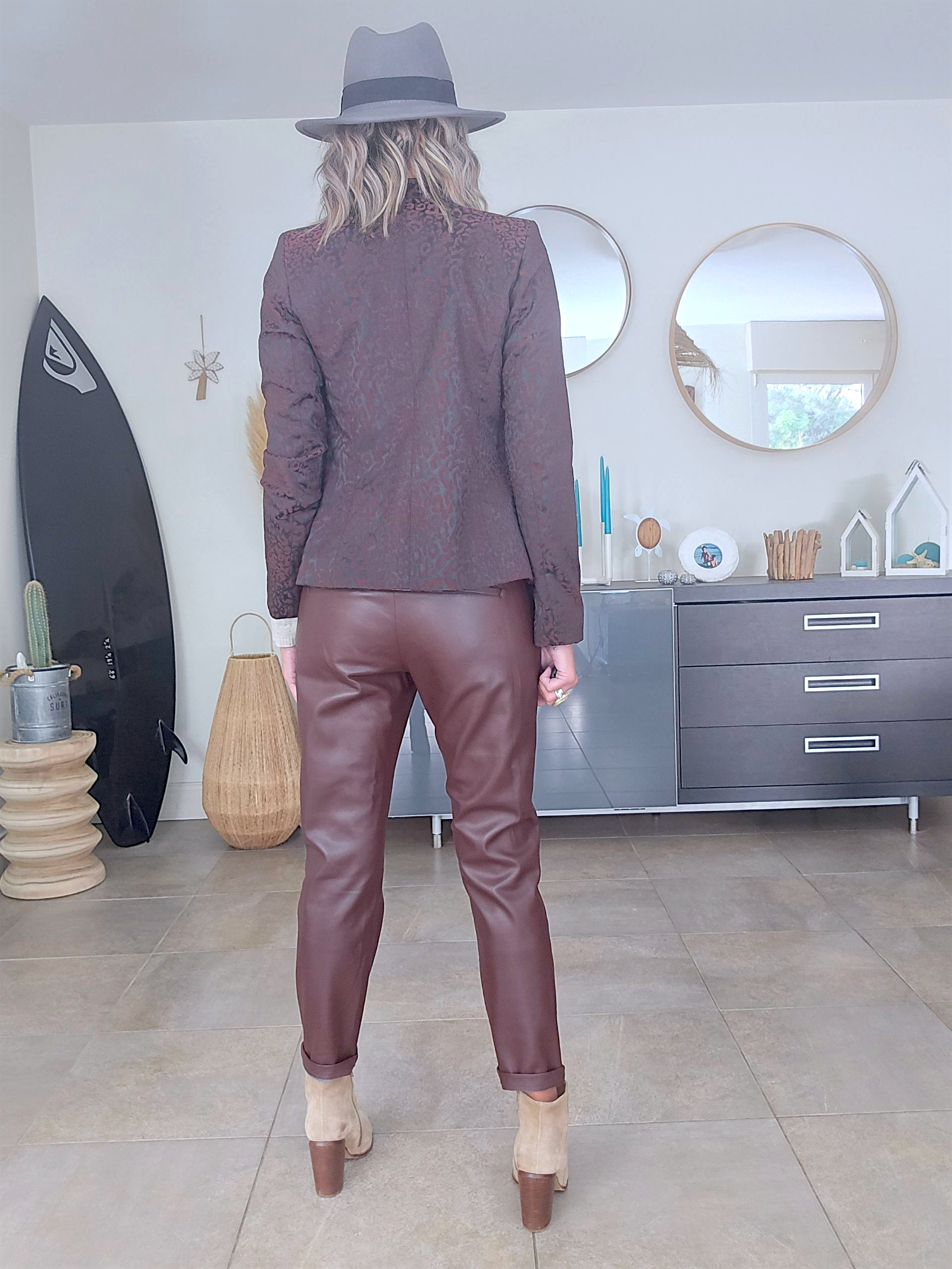 Pantalon simili marron/bordeaux