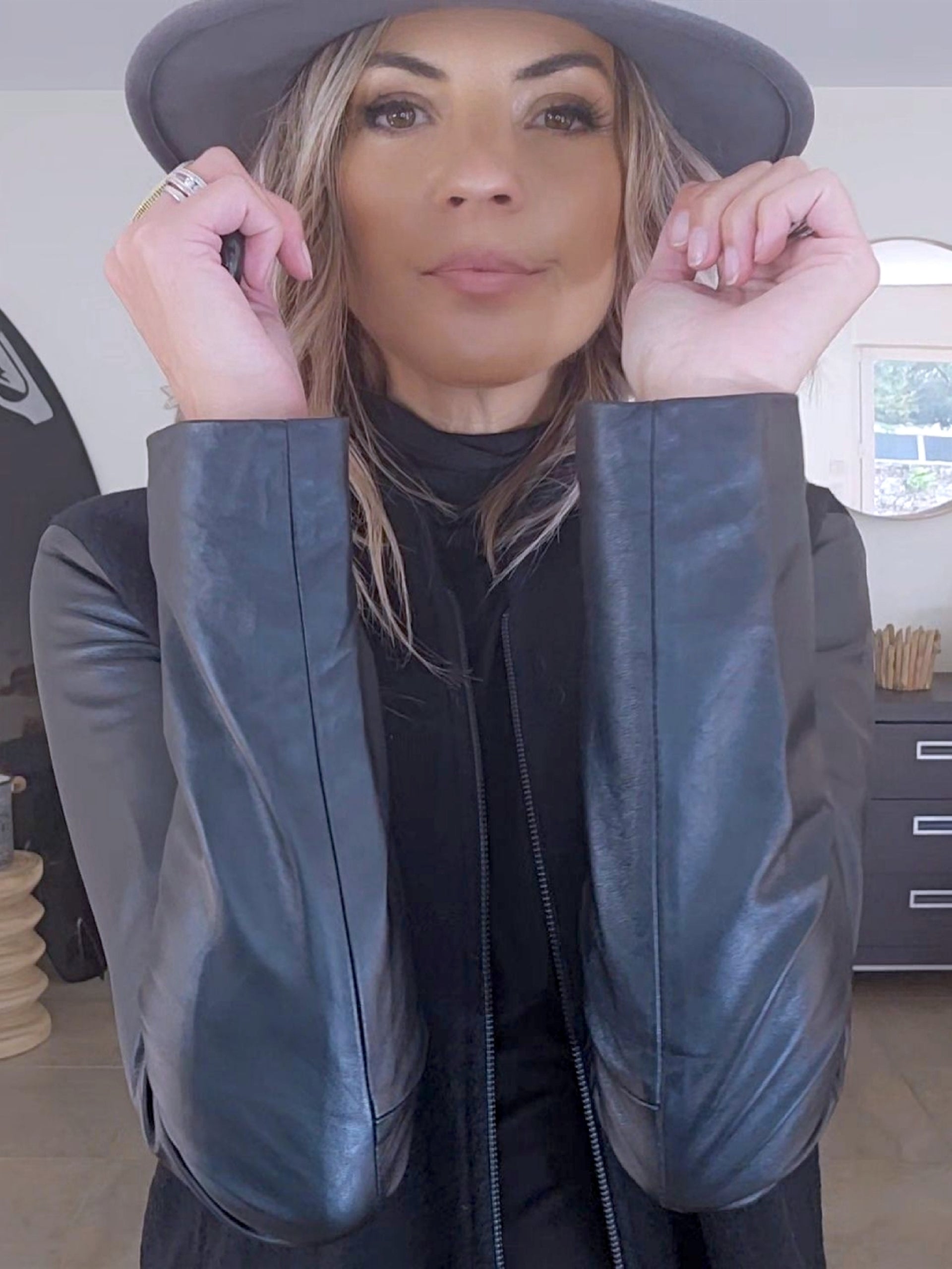 Manteau bouclette &amp; cuir noir