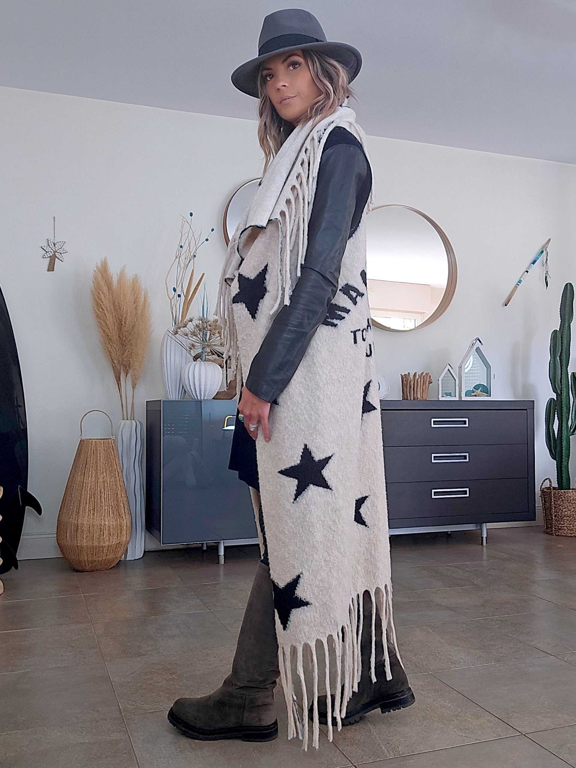 Gilet star long à franges - 𝐌𝐚𝐫𝐢𝐧𝐚𝟒𝟒𝐟𝐚𝐦𝐢𝐥𝐲