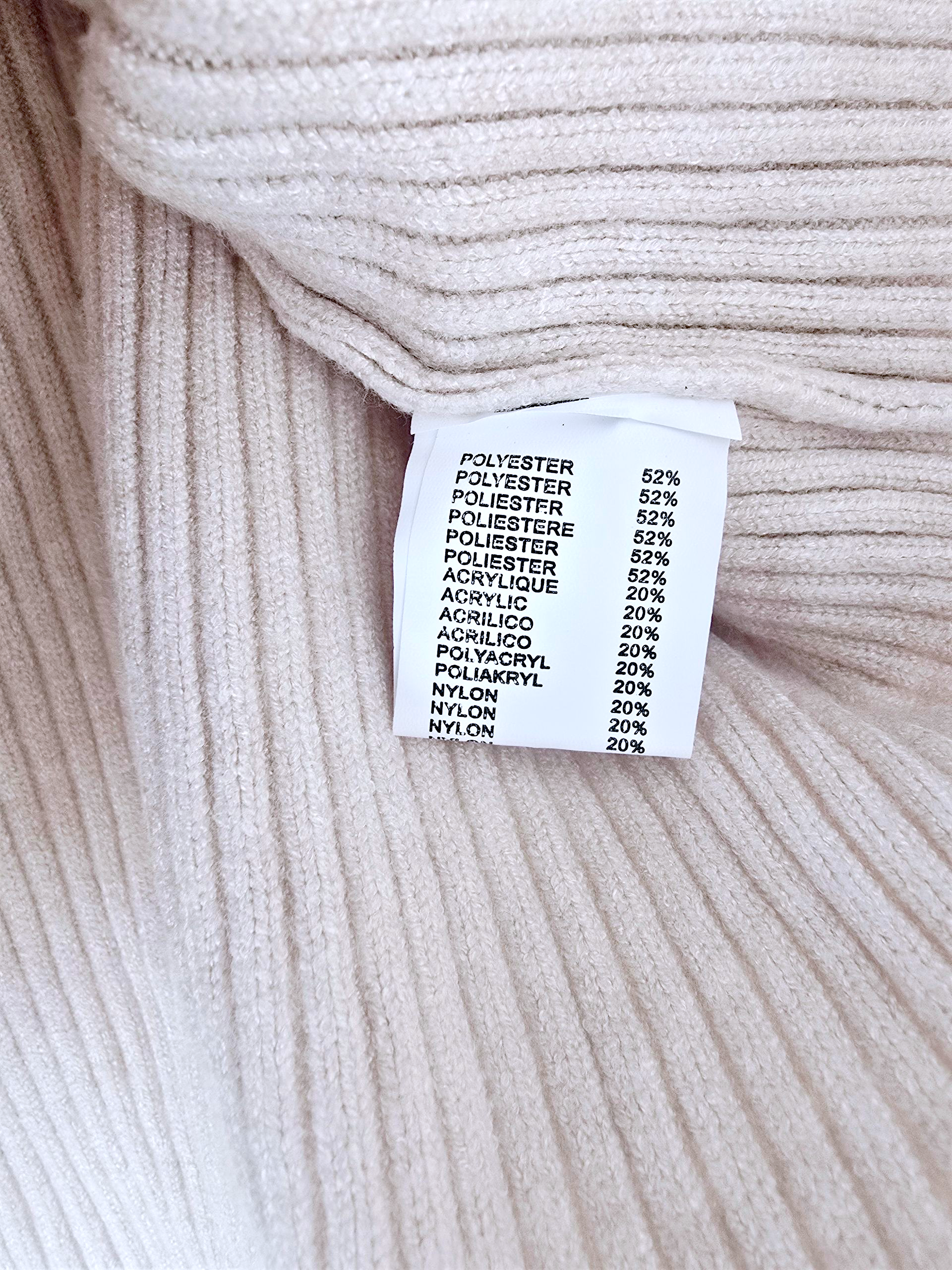 Pull col roulé cachemire beige