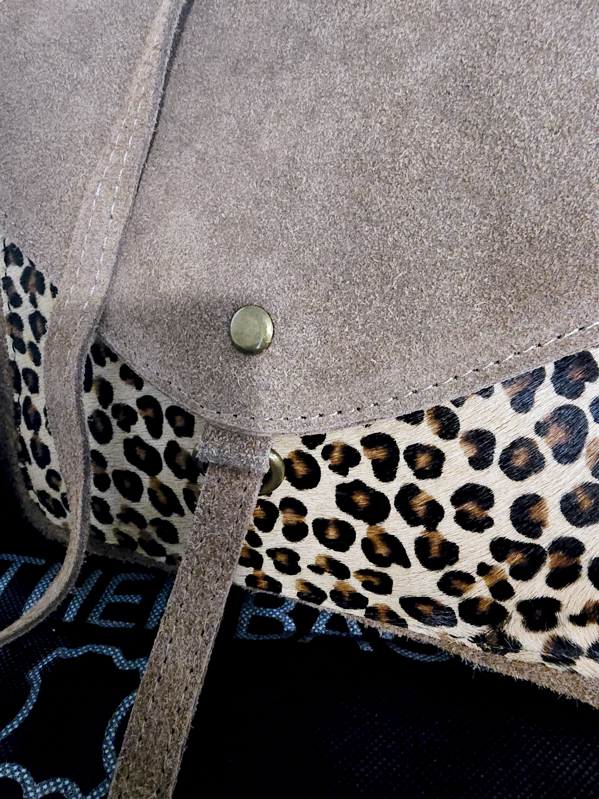 Sac bandoulière taupe 100% cuir