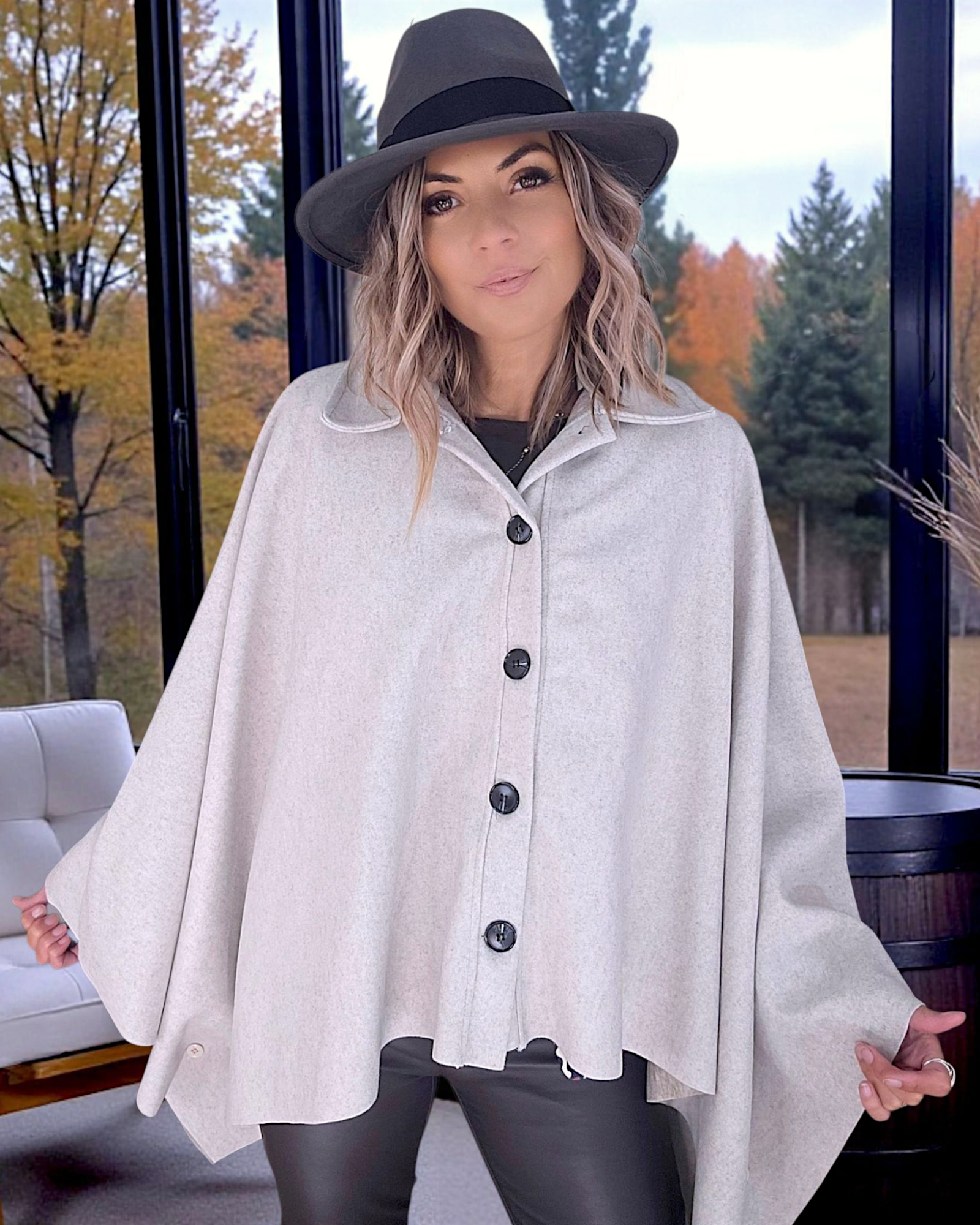 Manteau cape écru chiné