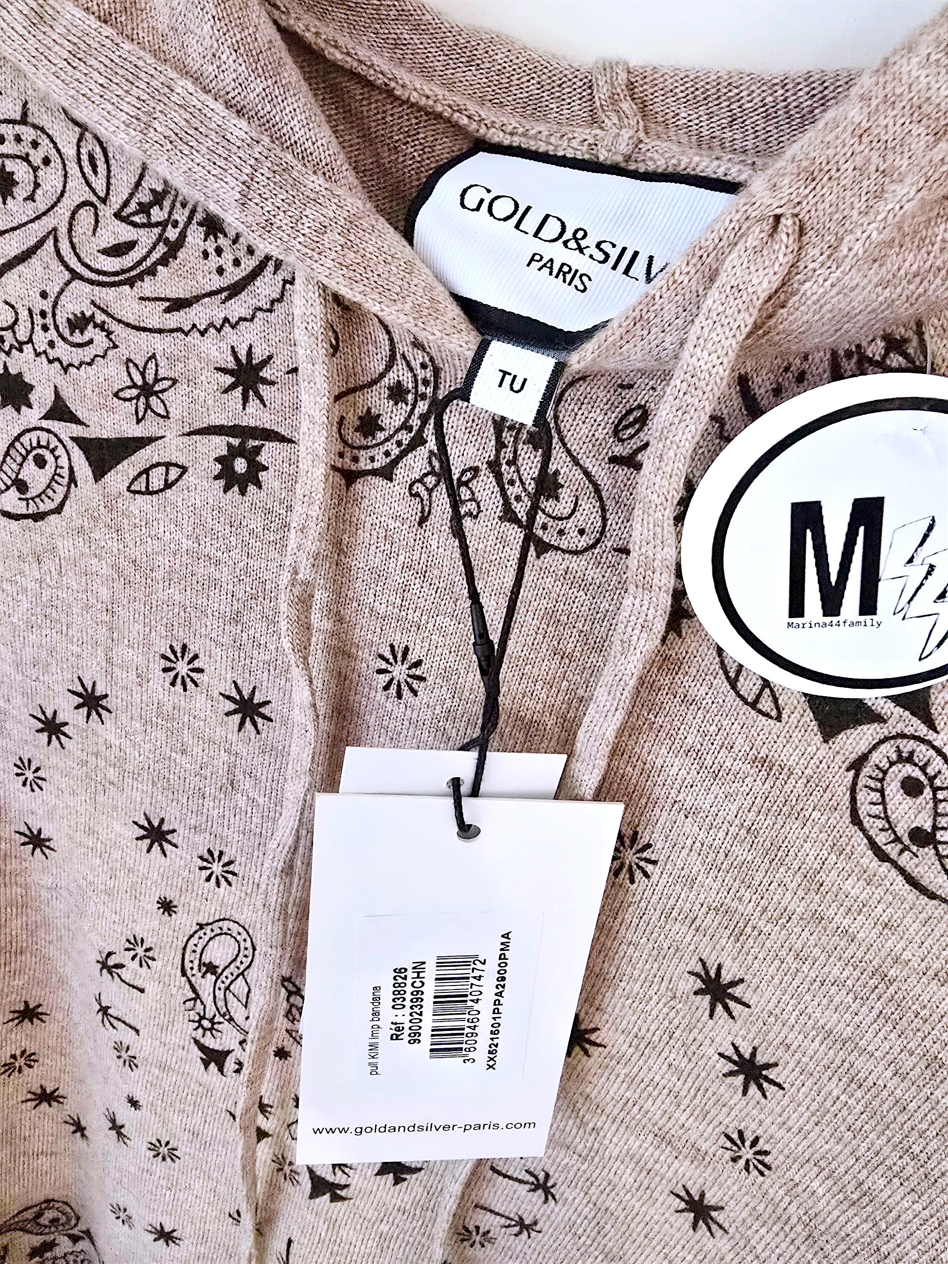 Pull capuche beige marron