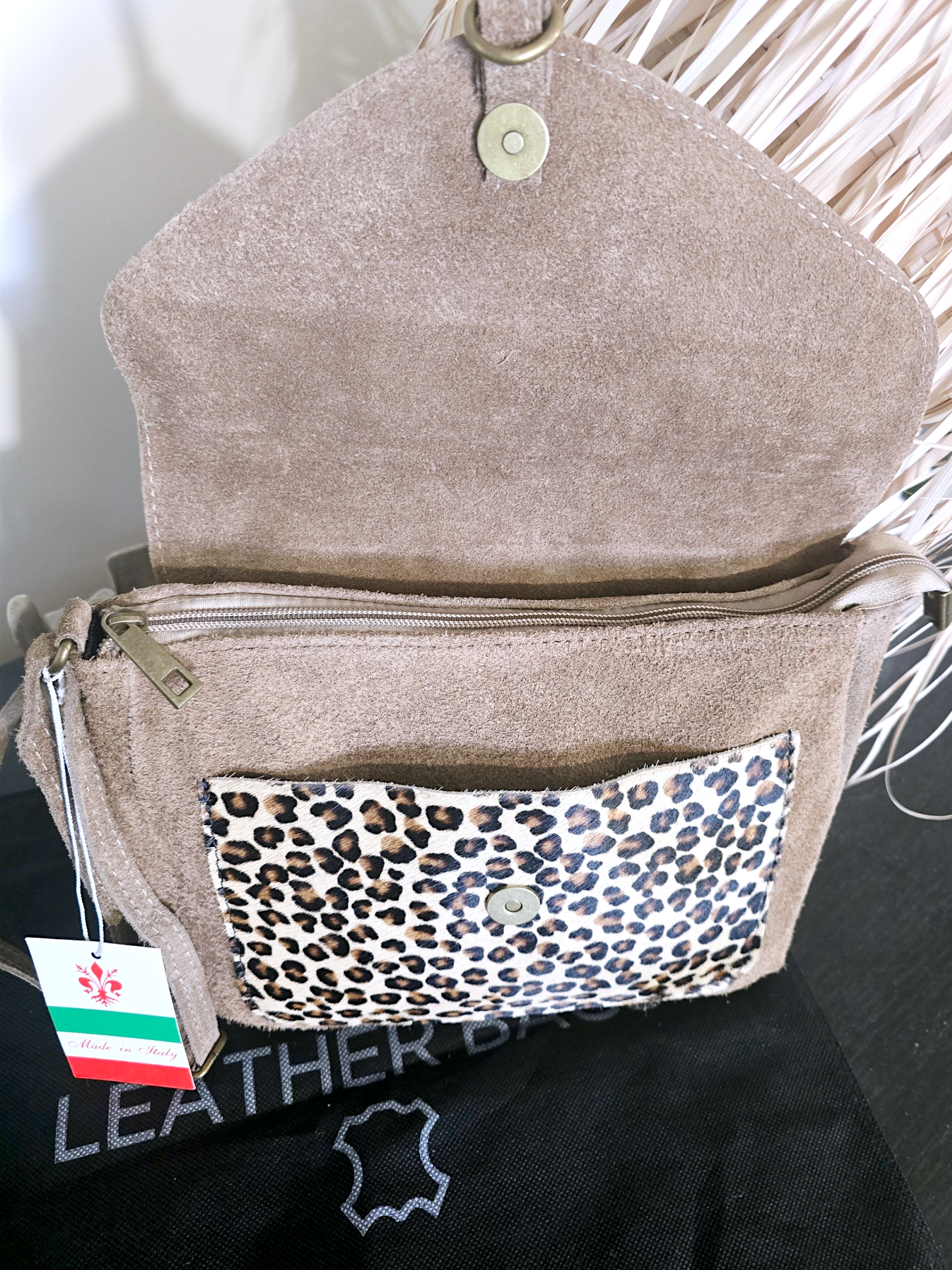 Sac bandoulière taupe 100% cuir