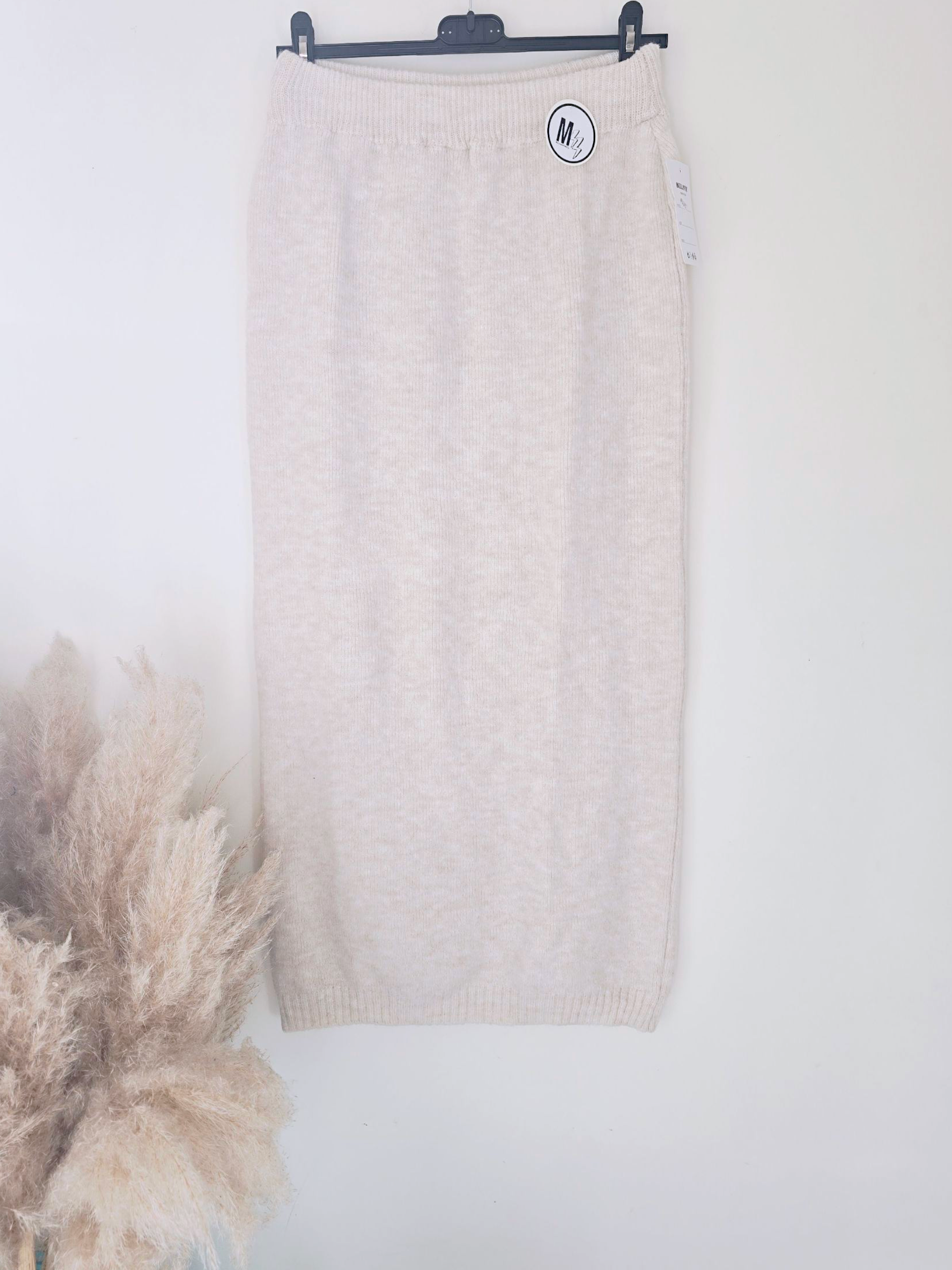 Jupe à maille - 𝐌𝐚𝐫𝐢𝐧𝐚𝟒𝟒𝐟𝐚𝐦𝐢𝐥𝐲