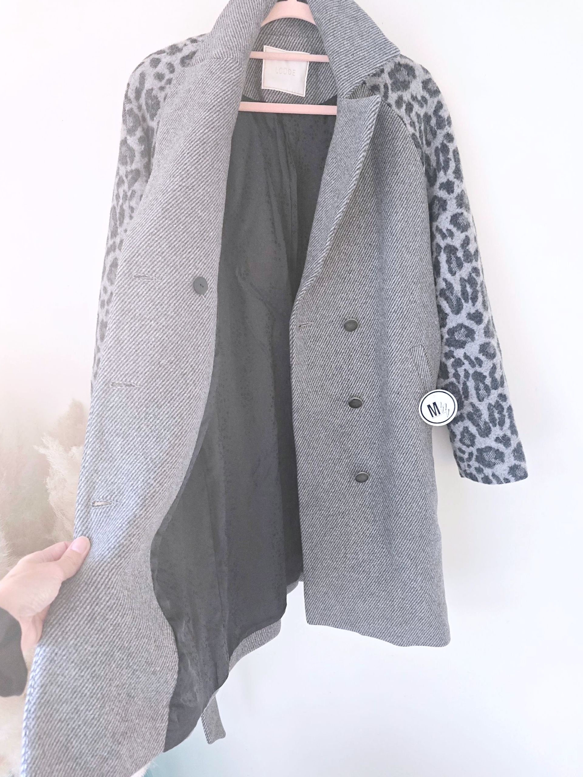 Manteau chevron et léopard gris