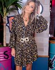 Robe léopard avec ceinture