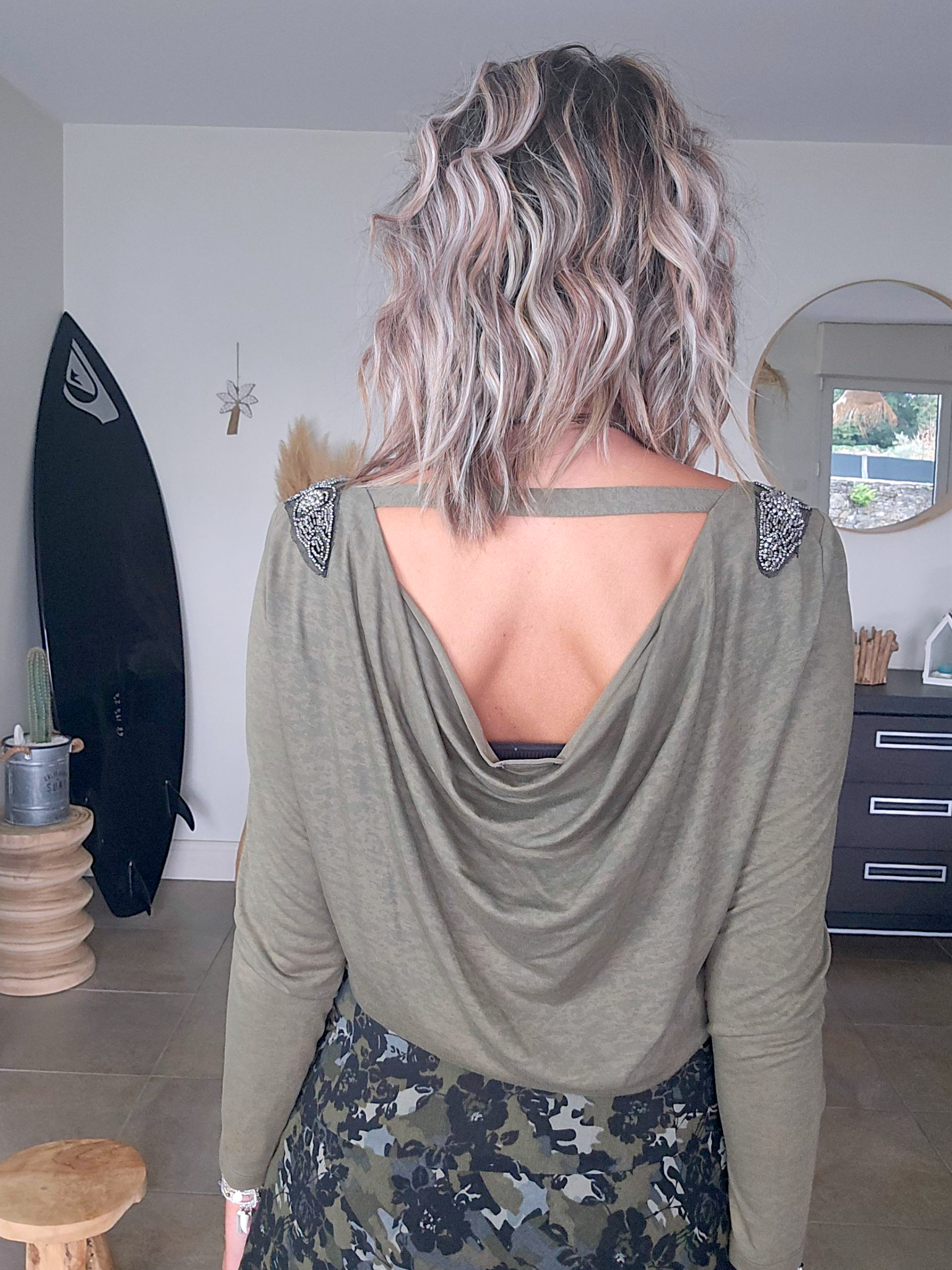 T-shirt kaki bijoux perles