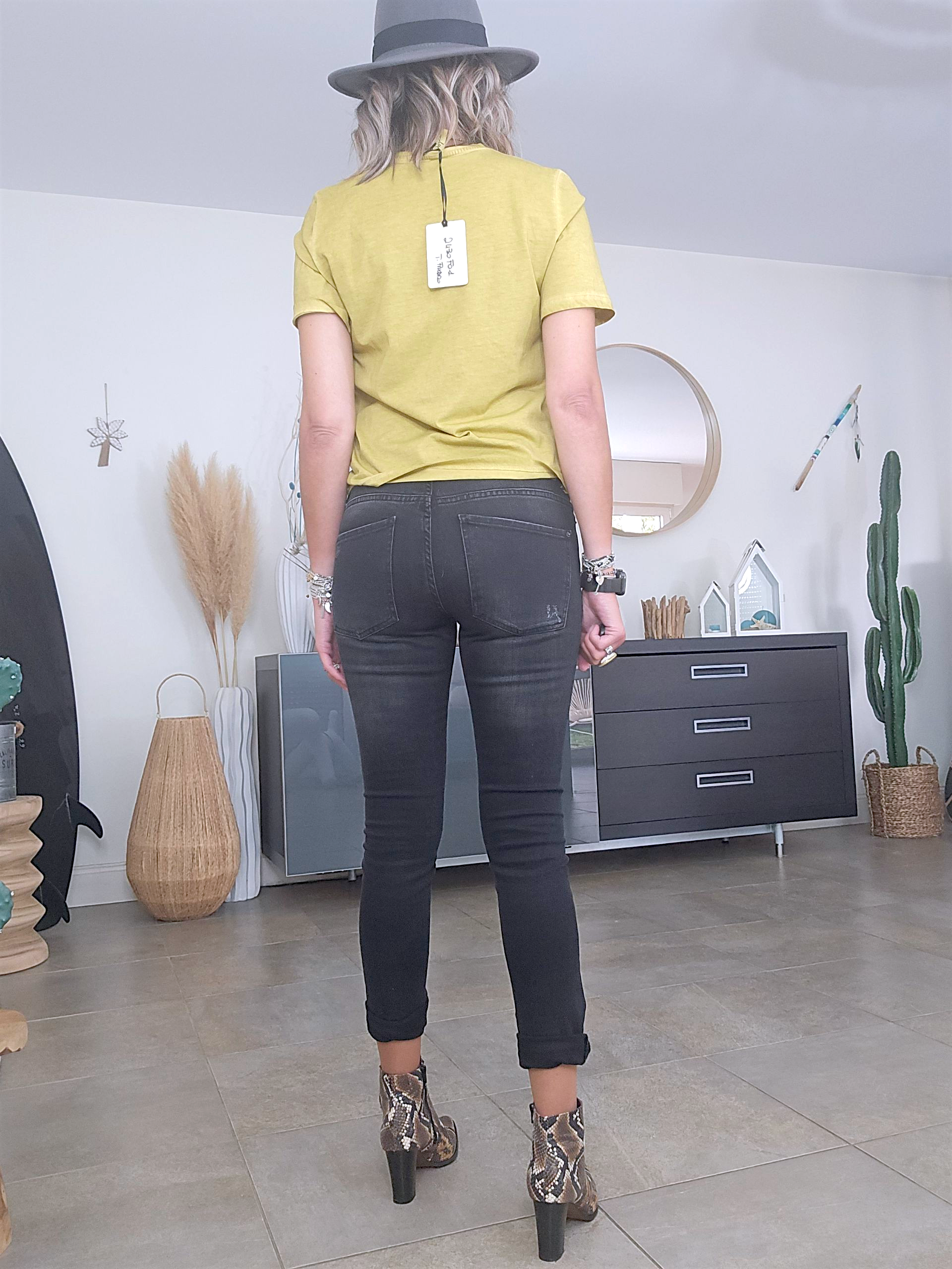 Jean slim noir delavé