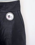 Short taille haute en cuir noir