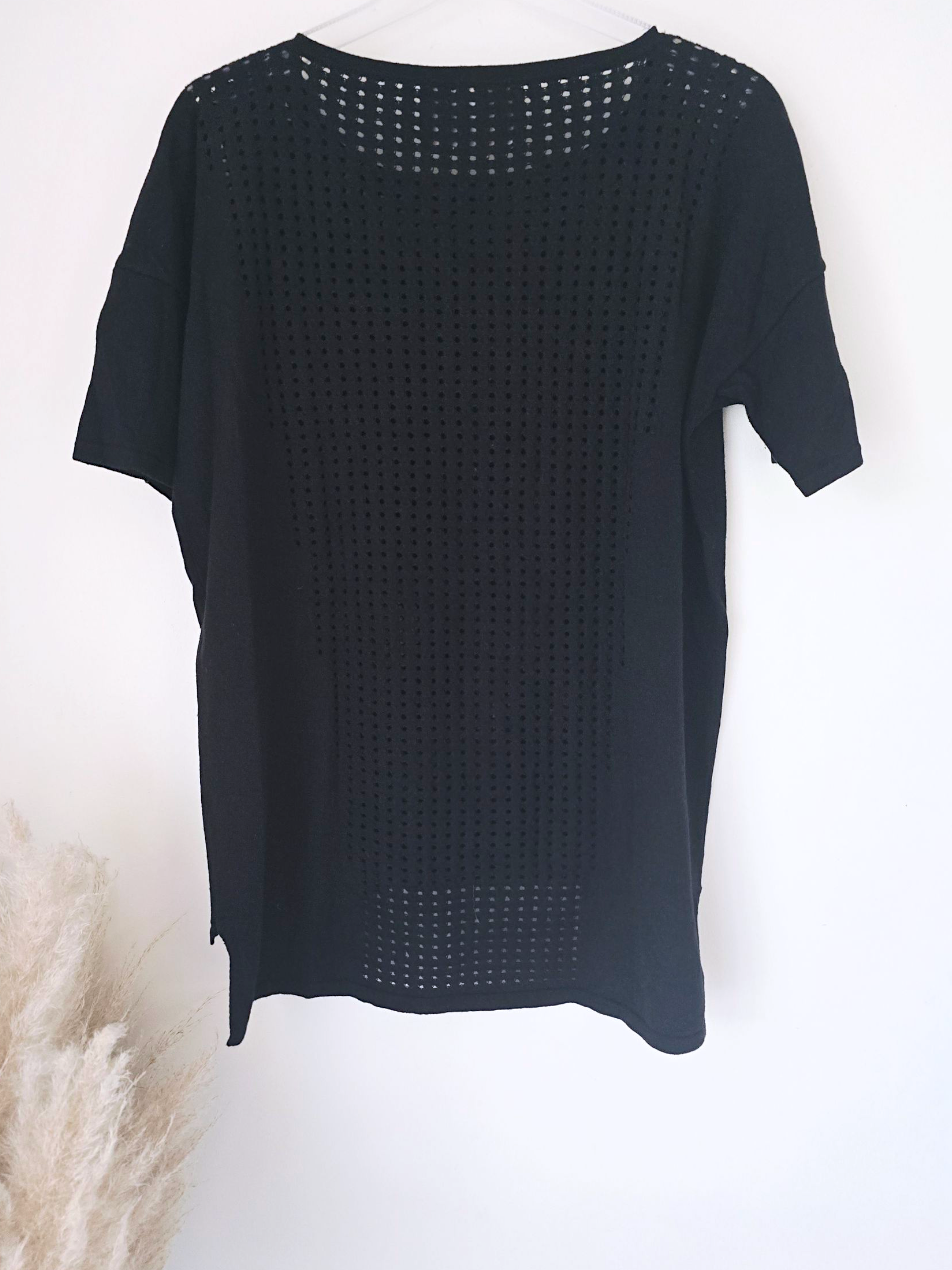 T-shirt ajouré à maille noire