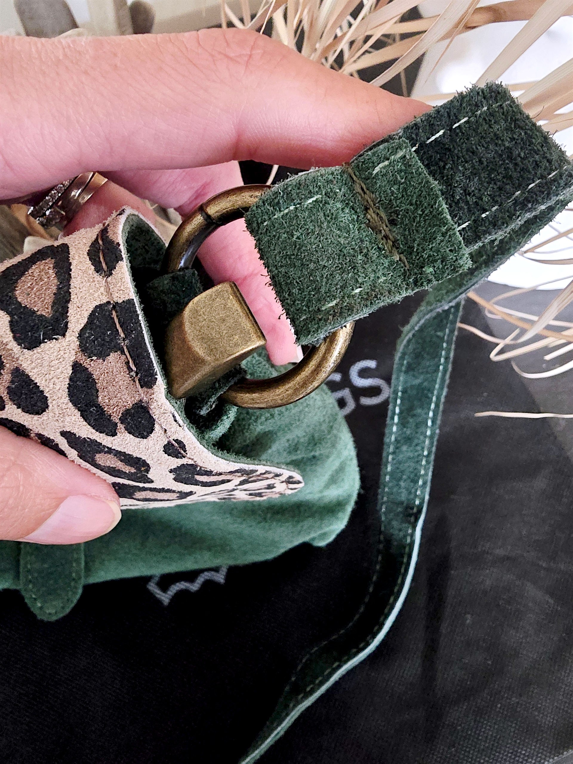 Sac bandoulière vert 100% cuir