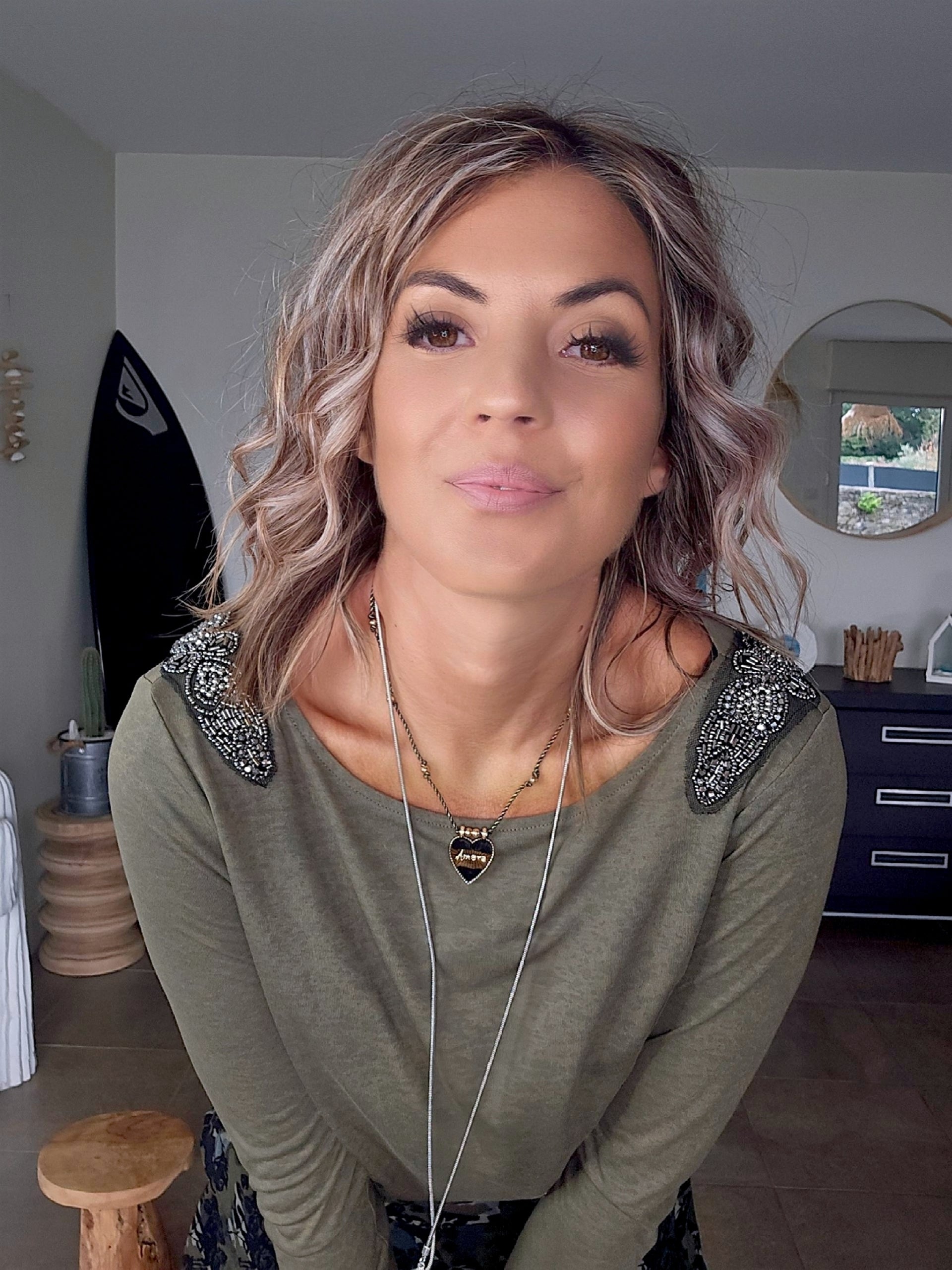 T-shirt kaki bijoux perles