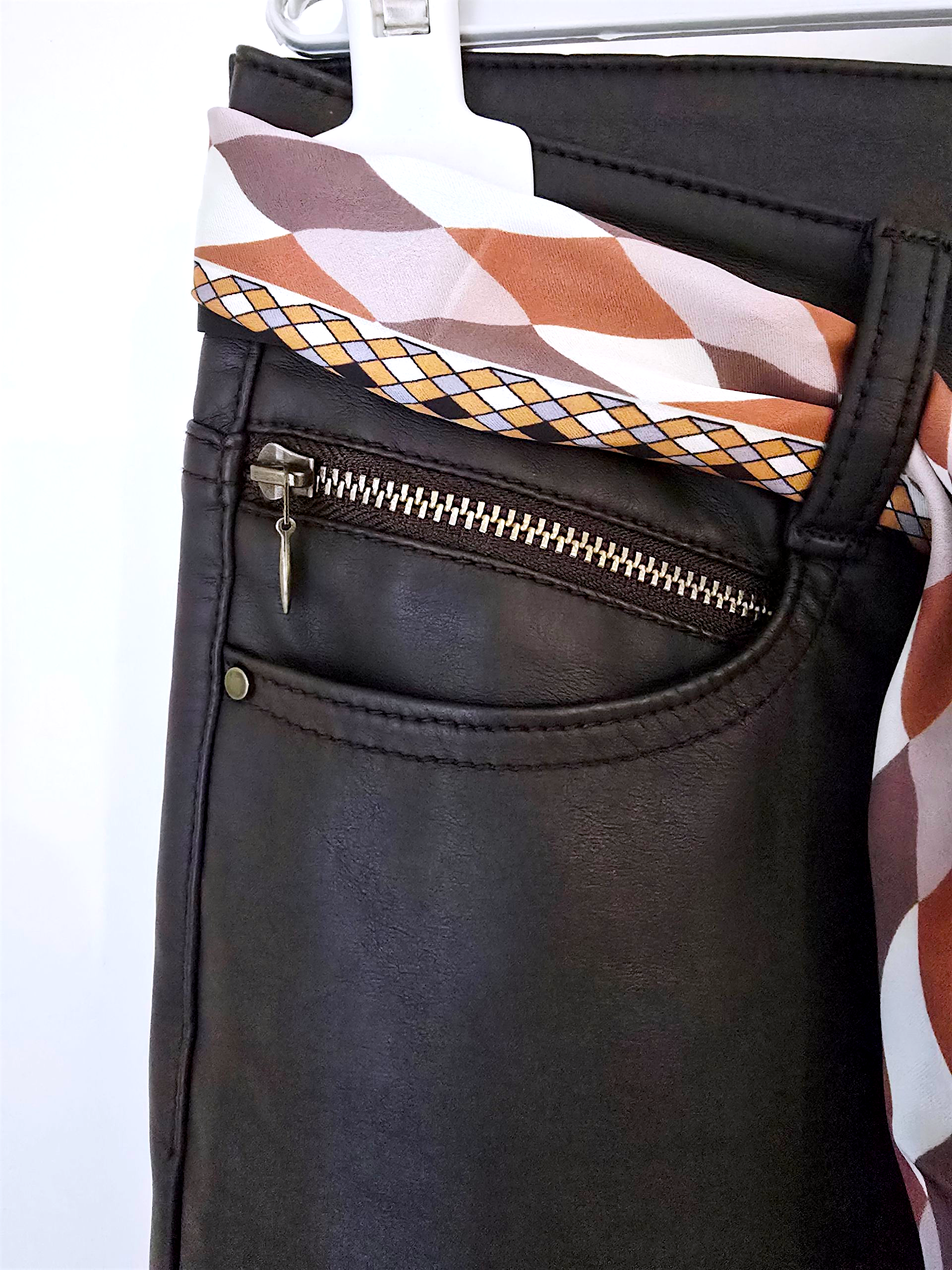 Pantalon marron + ruban