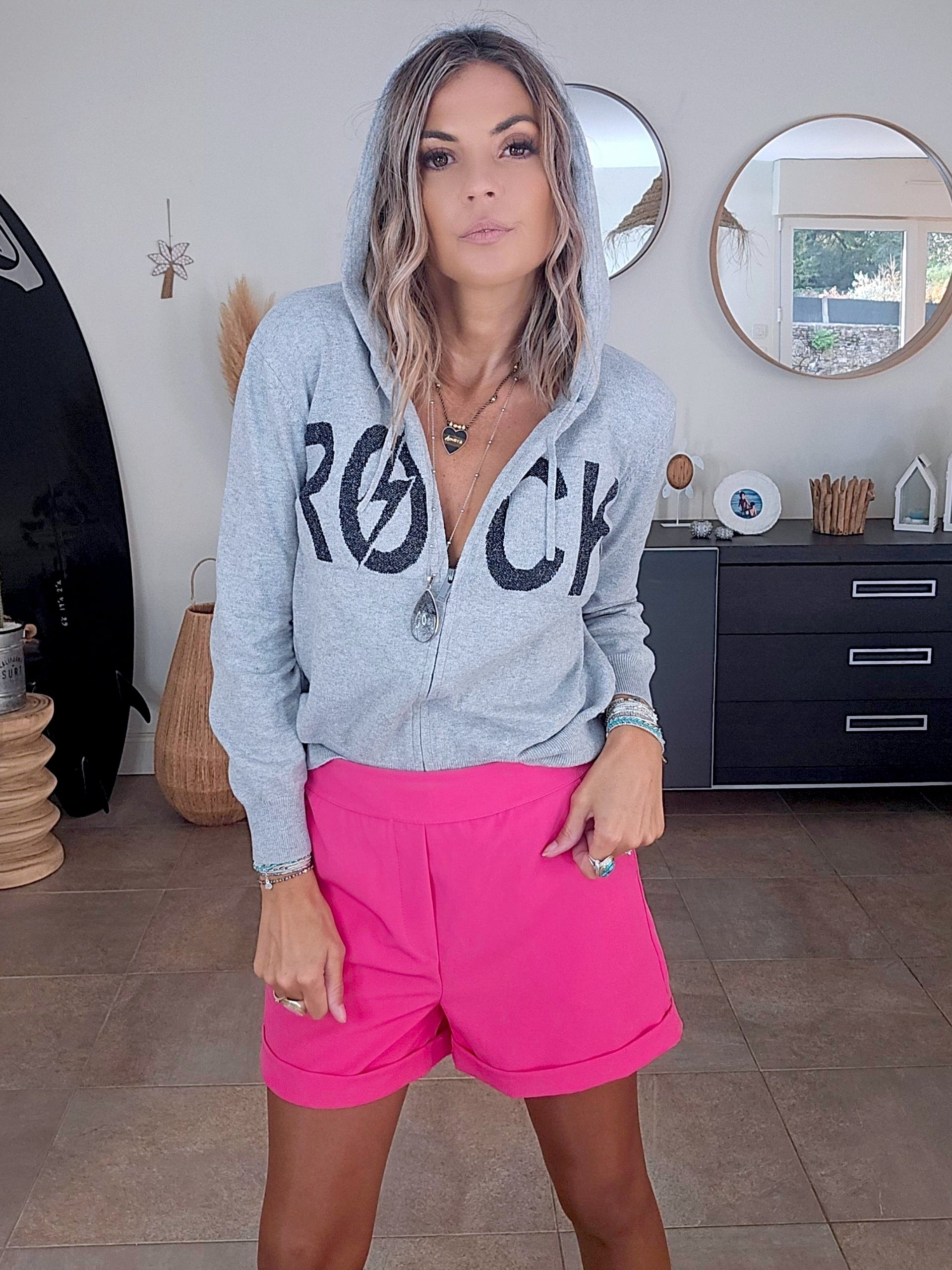 Cardigan Rock &amp; Smile