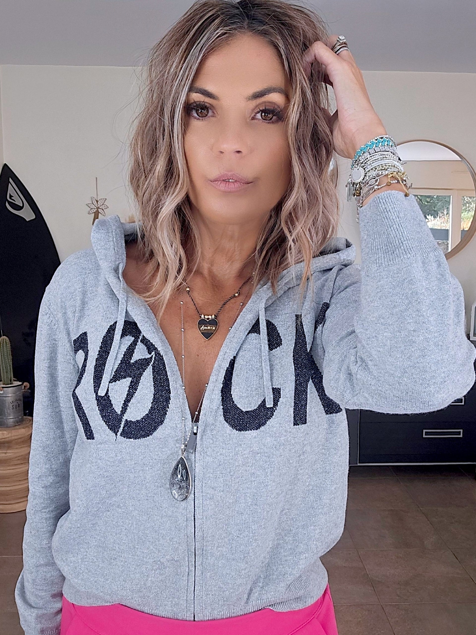 Cardigan Rock &amp; Smile