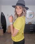 T-shirt poisonous jaune moutarde - 𝐌𝐚𝐫𝐢𝐧𝐚𝟒𝟒𝐟𝐚𝐦𝐢𝐥𝐲