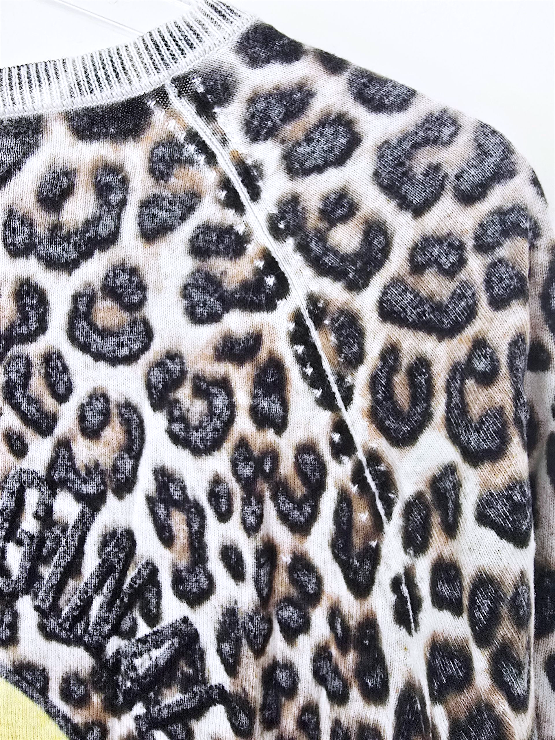 Cardigan smiley léopard