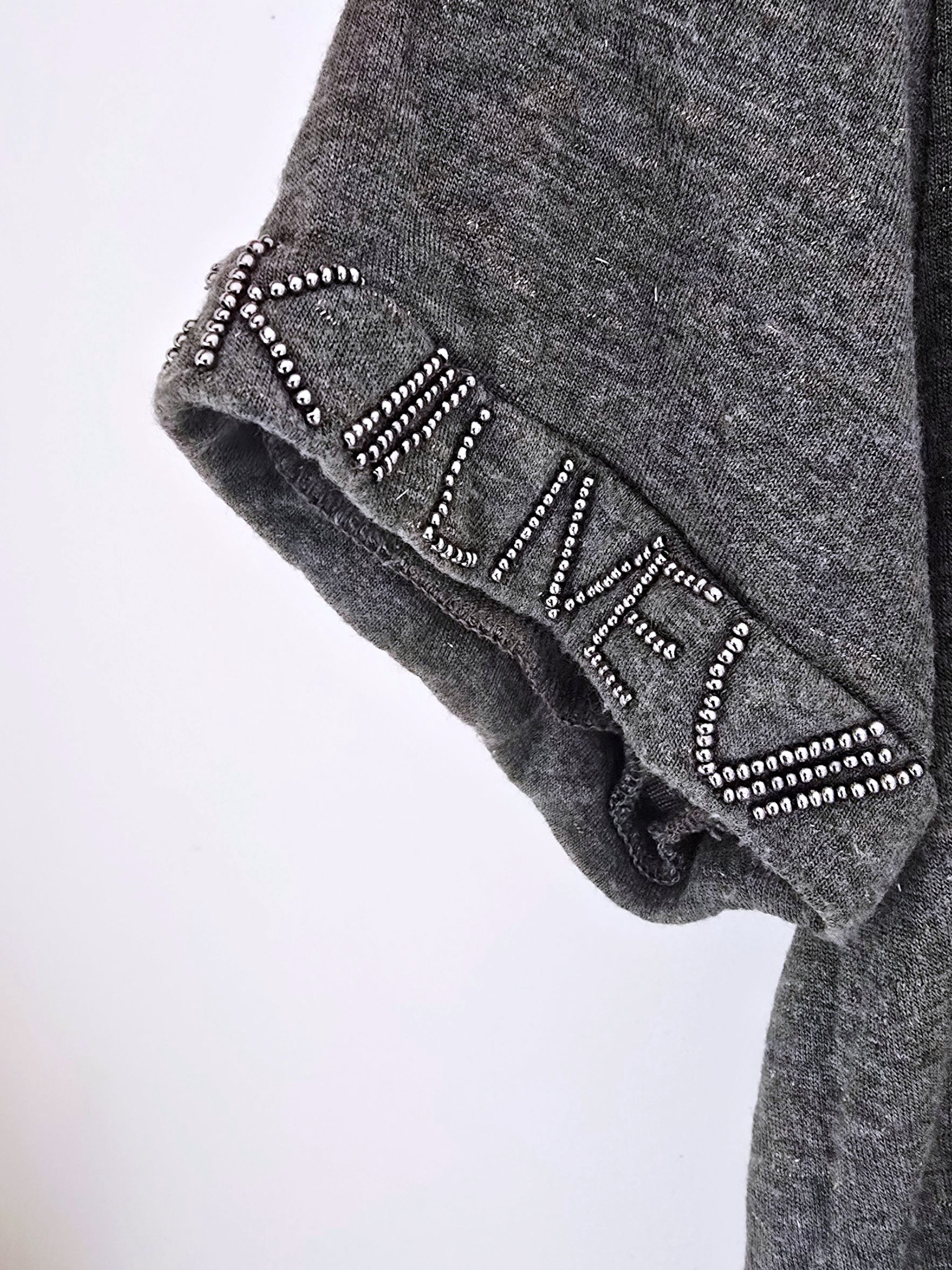 Tee-shirt kaki perles bijoux