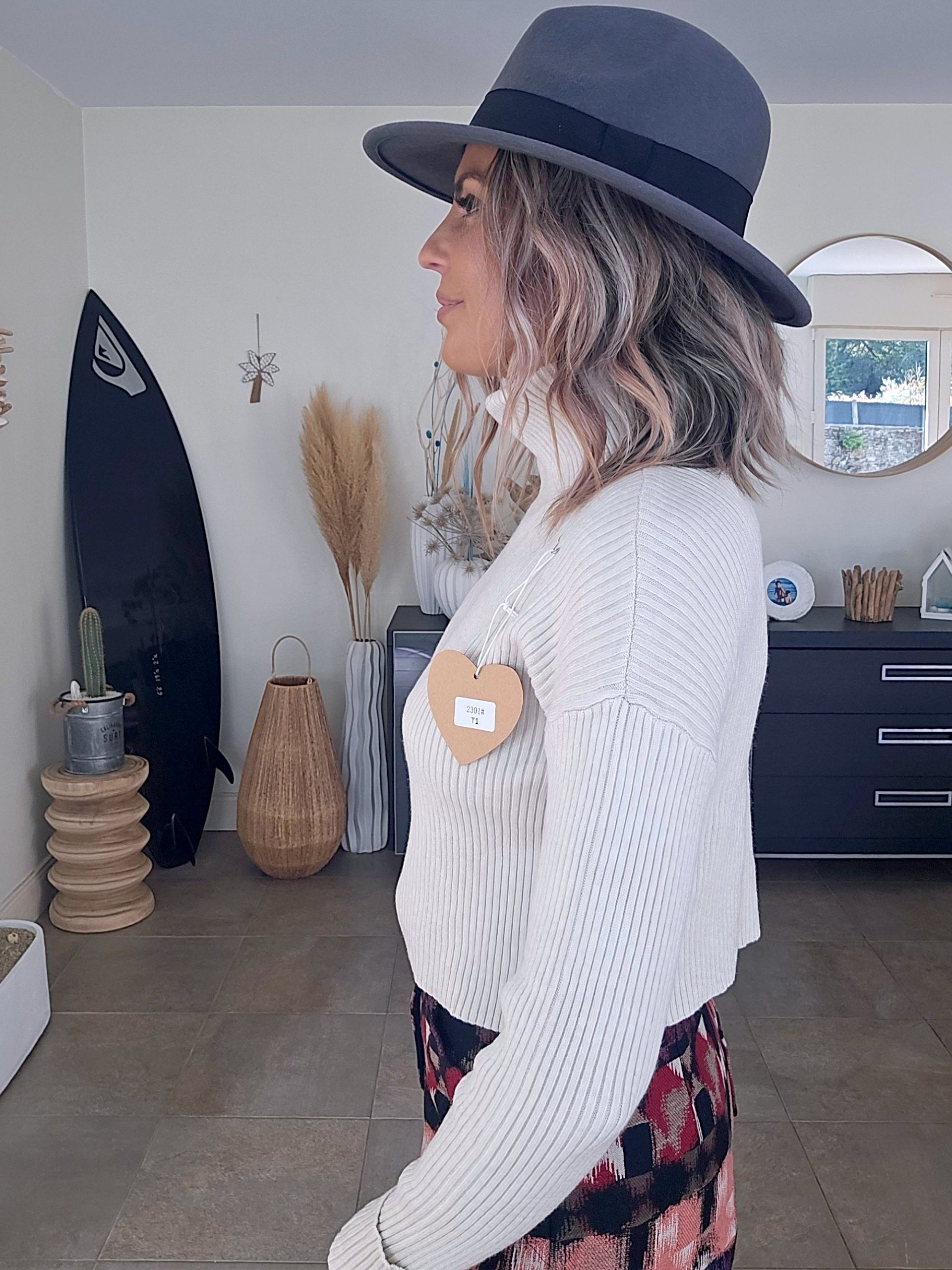 Pull col roulé cachemire beige - 𝐌𝐚𝐫𝐢𝐧𝐚𝟒𝟒𝐟𝐚𝐦𝐢𝐥𝐲