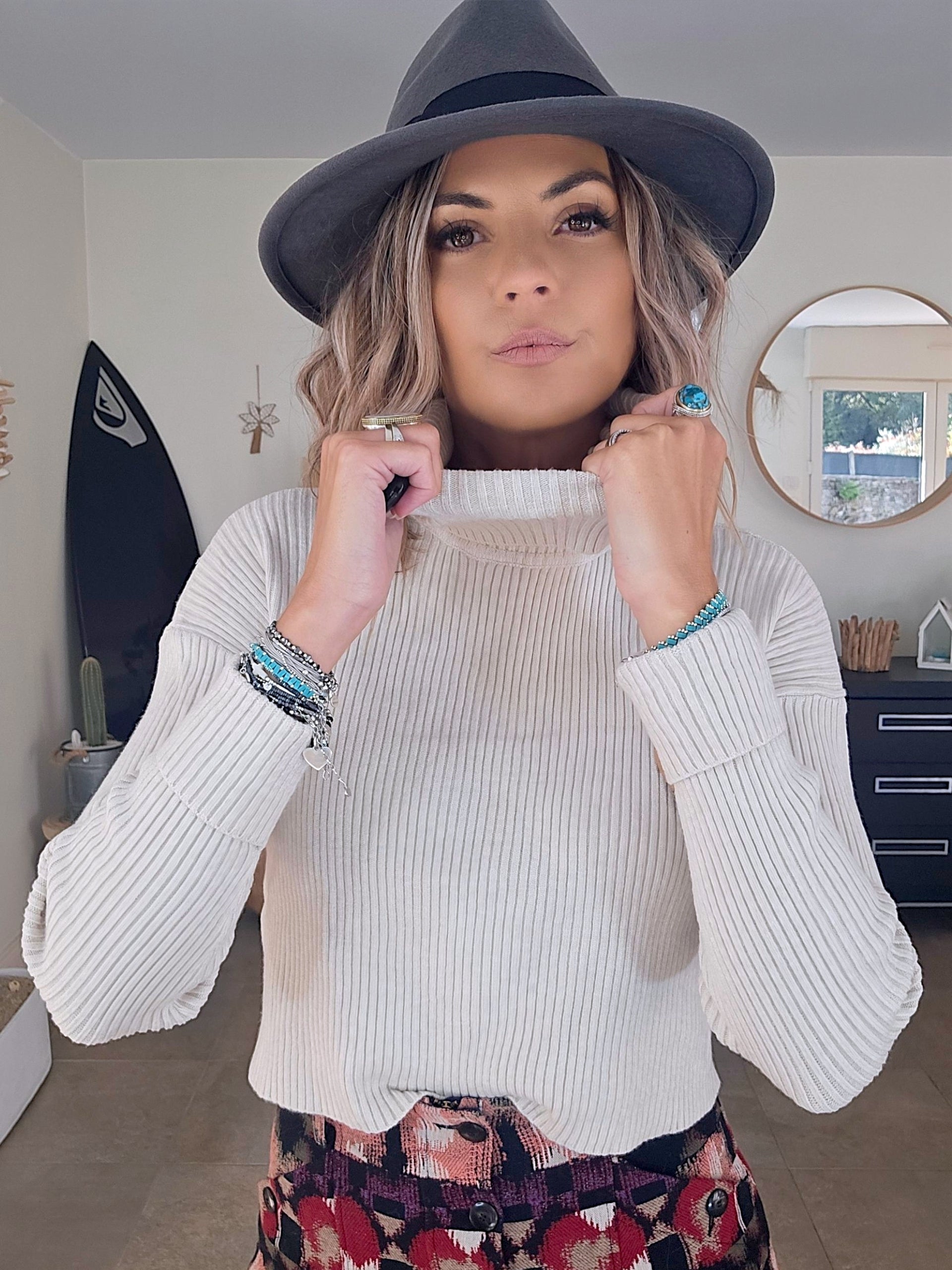 Pull col roulé cachemire beige - 𝐌𝐚𝐫𝐢𝐧𝐚𝟒𝟒𝐟𝐚𝐦𝐢𝐥𝐲