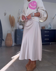 Jupe beige satinée