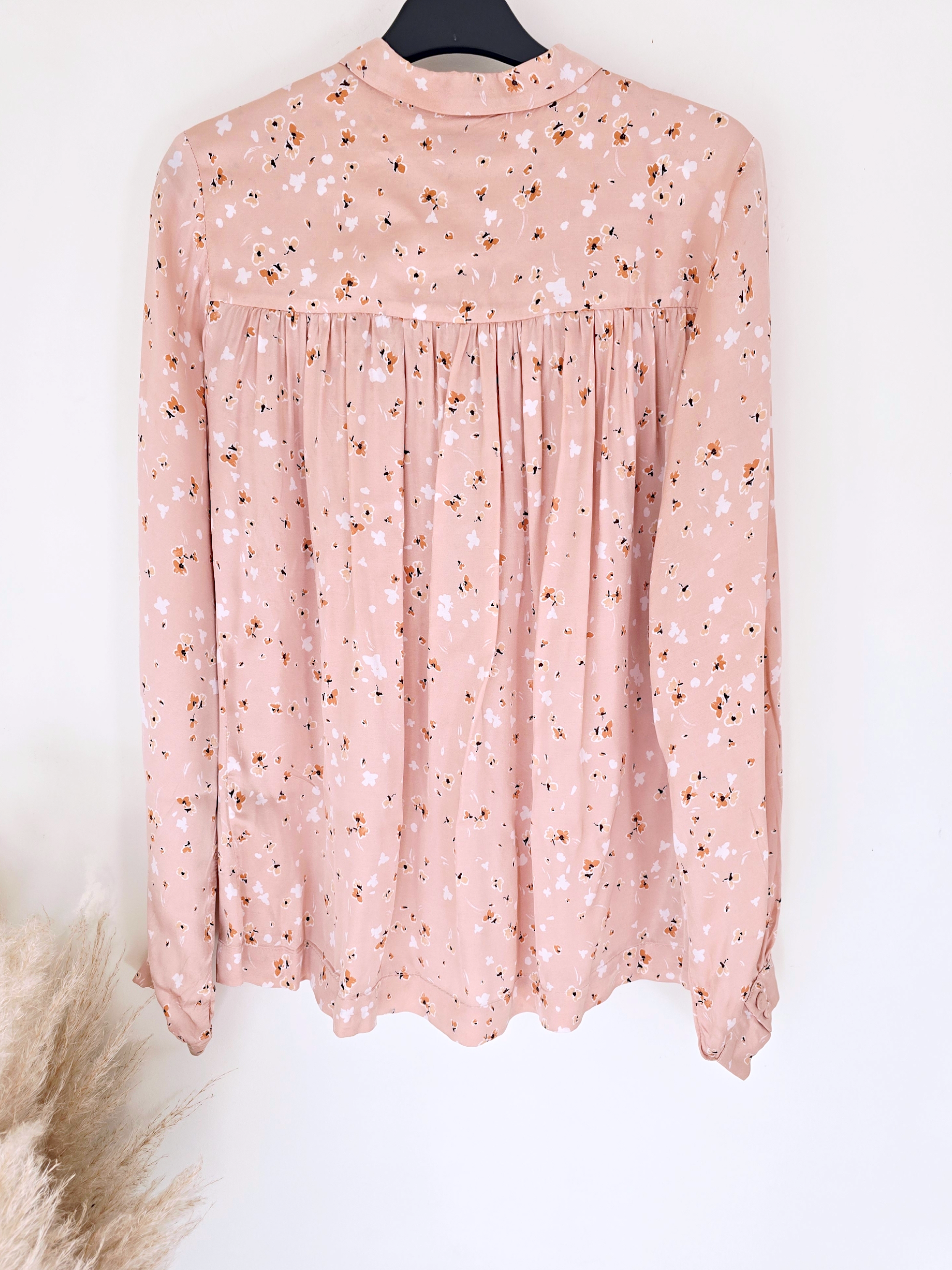 Chemise rose saumon fleurie