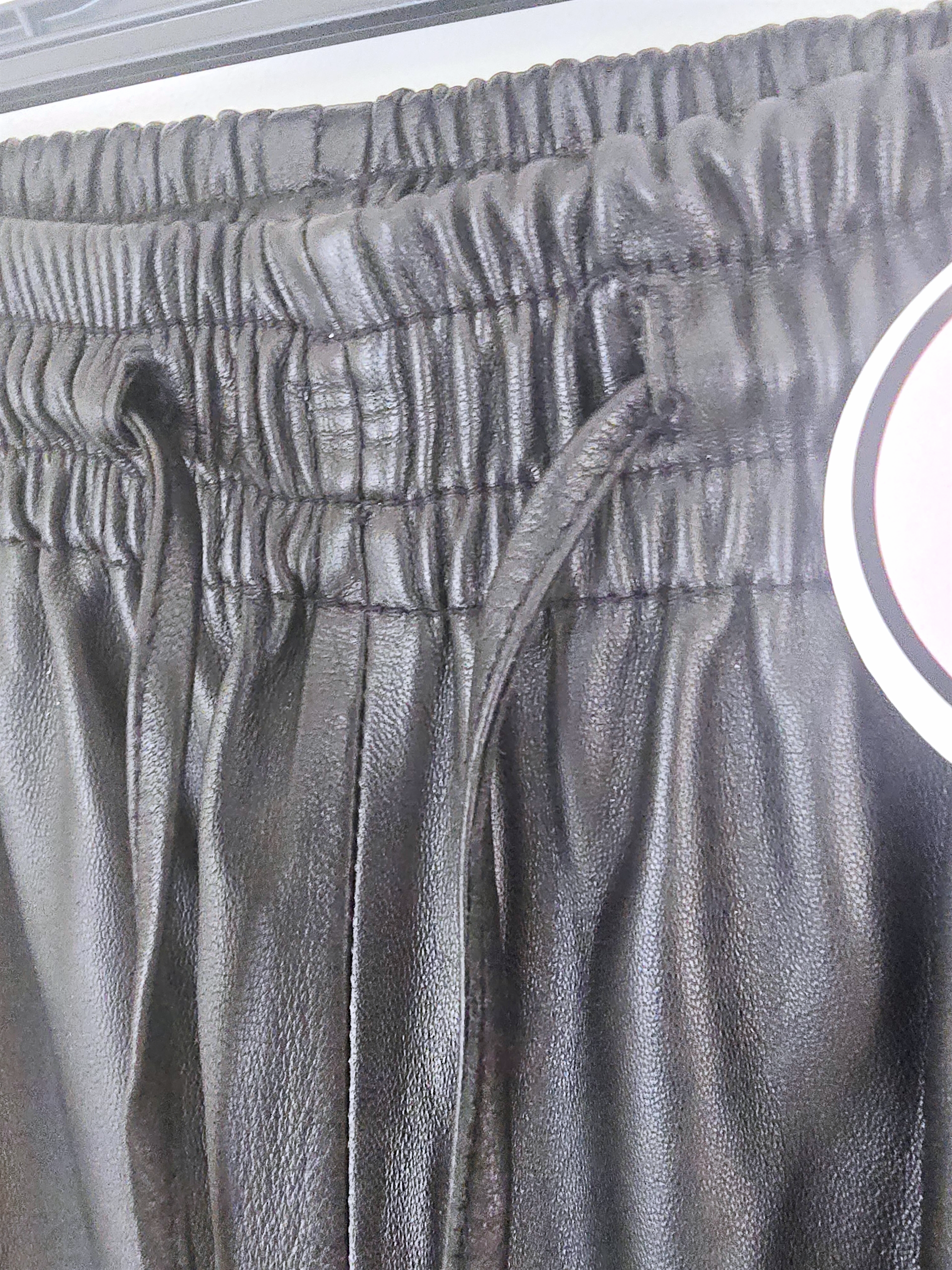 Jeeging noir 100% cuir